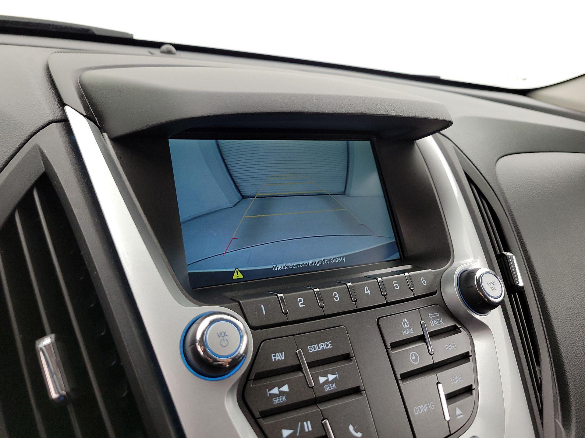 Thumbnail: 2015 Chevrolet Equinox - 14