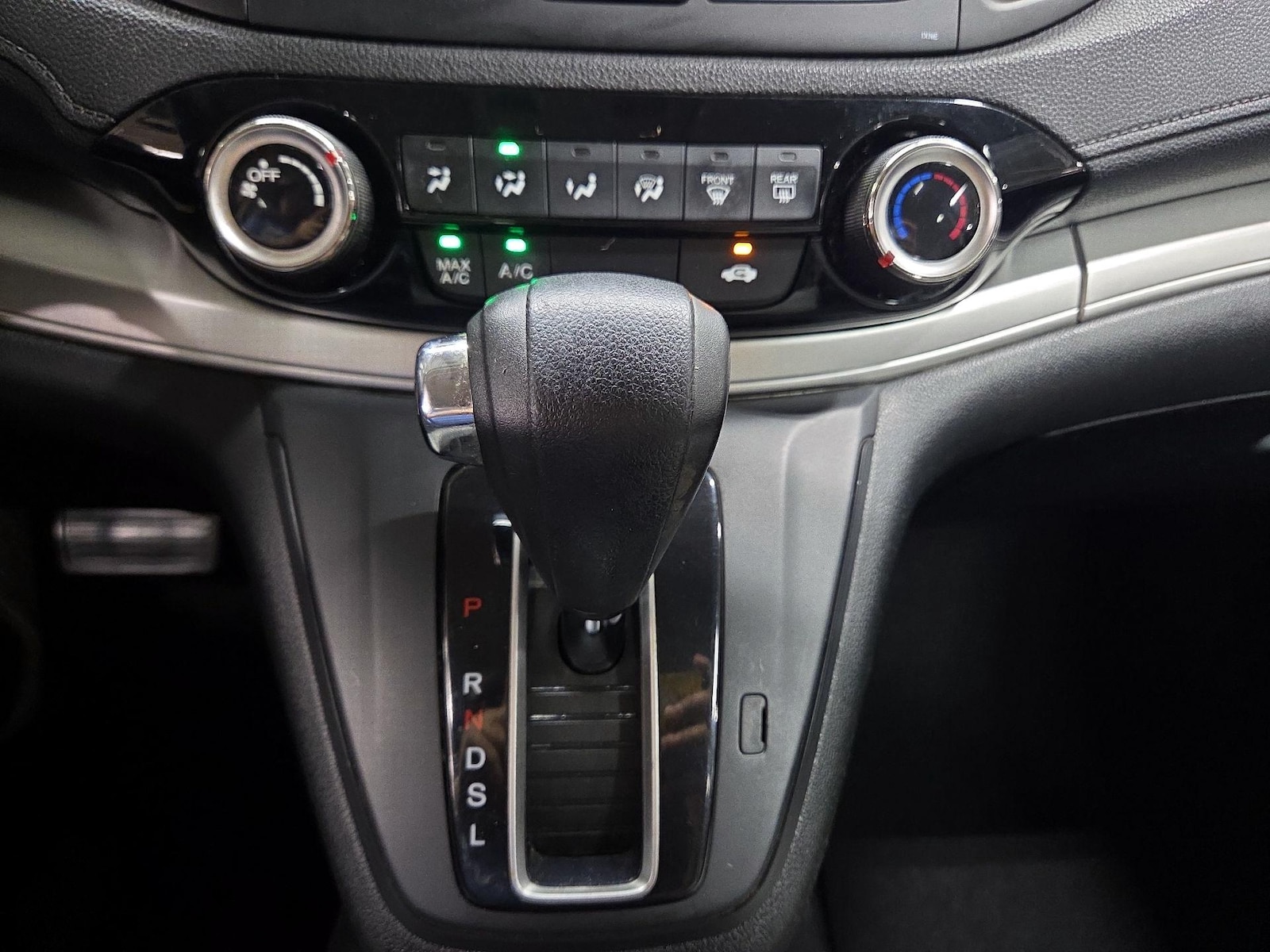 2016 Honda CR-V SE - Photo 18