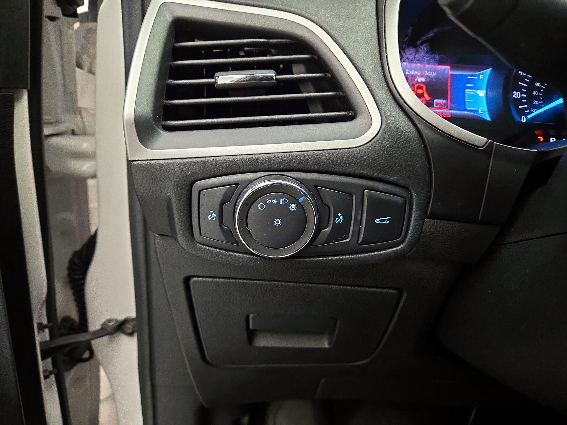 Thumbnail: 2017 Ford Edge - 13
