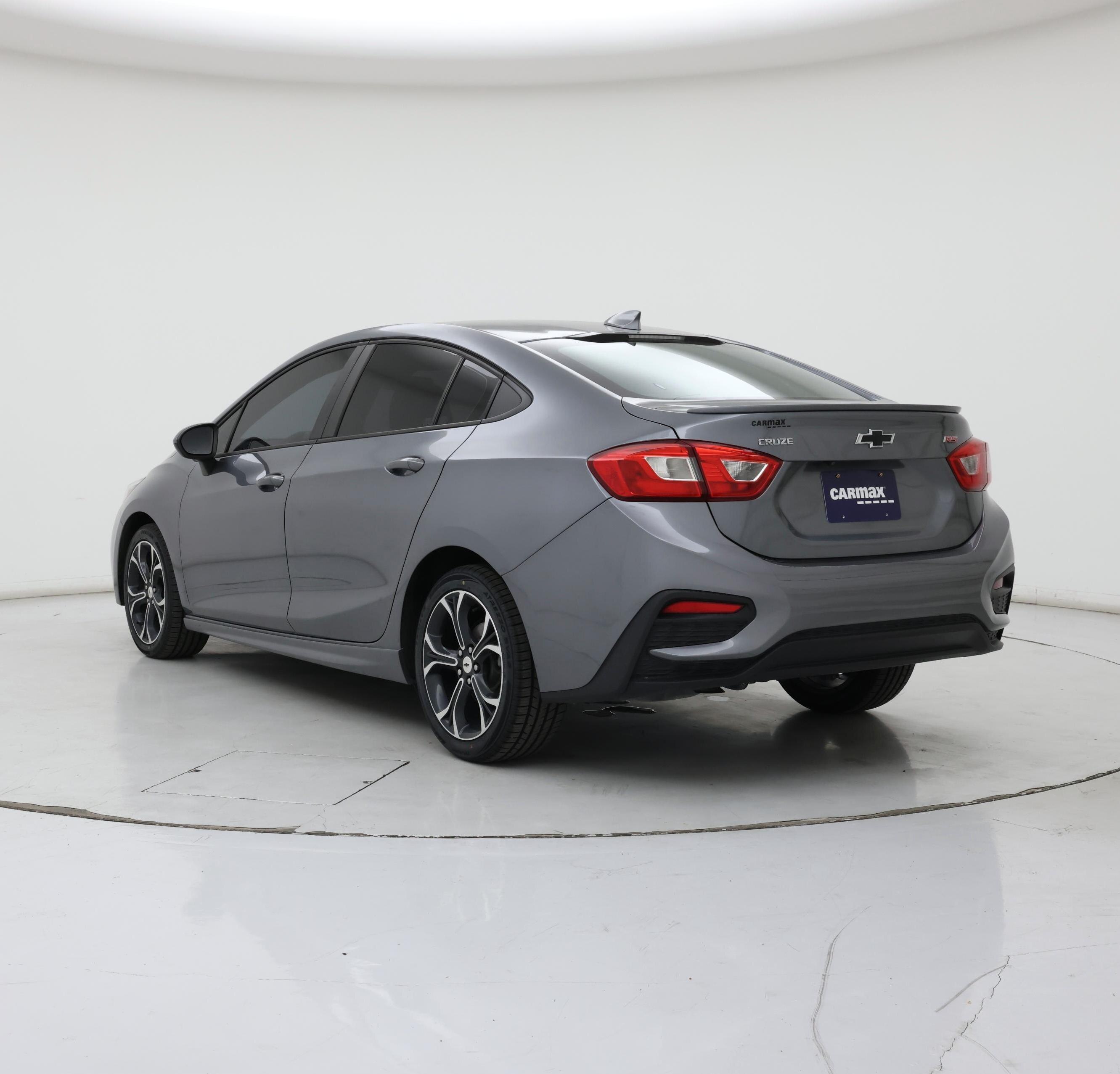 Thumbnail: 2019 Chevrolet Cruze - 2
