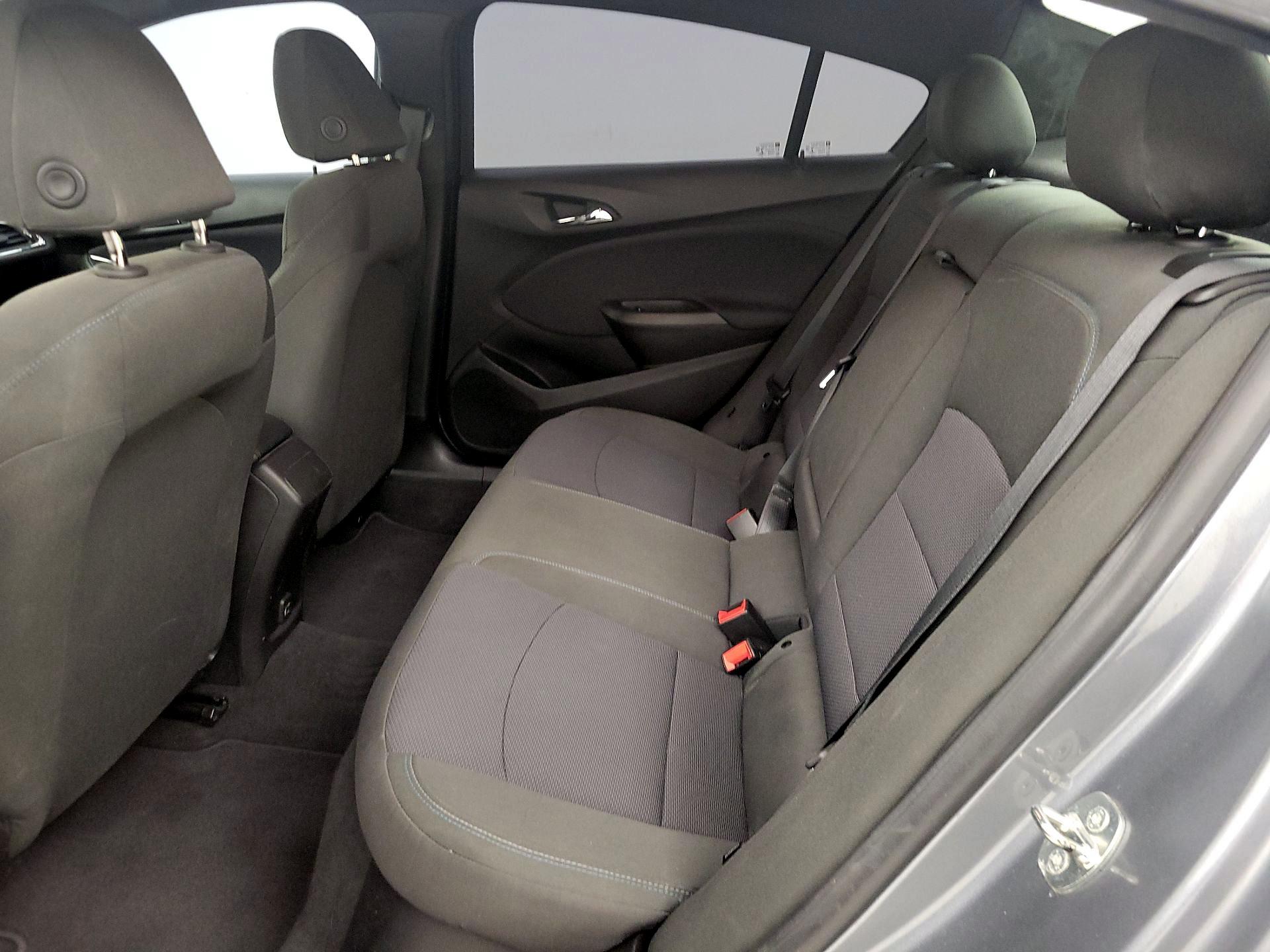 Thumbnail: 2019 Chevrolet Cruze - 19