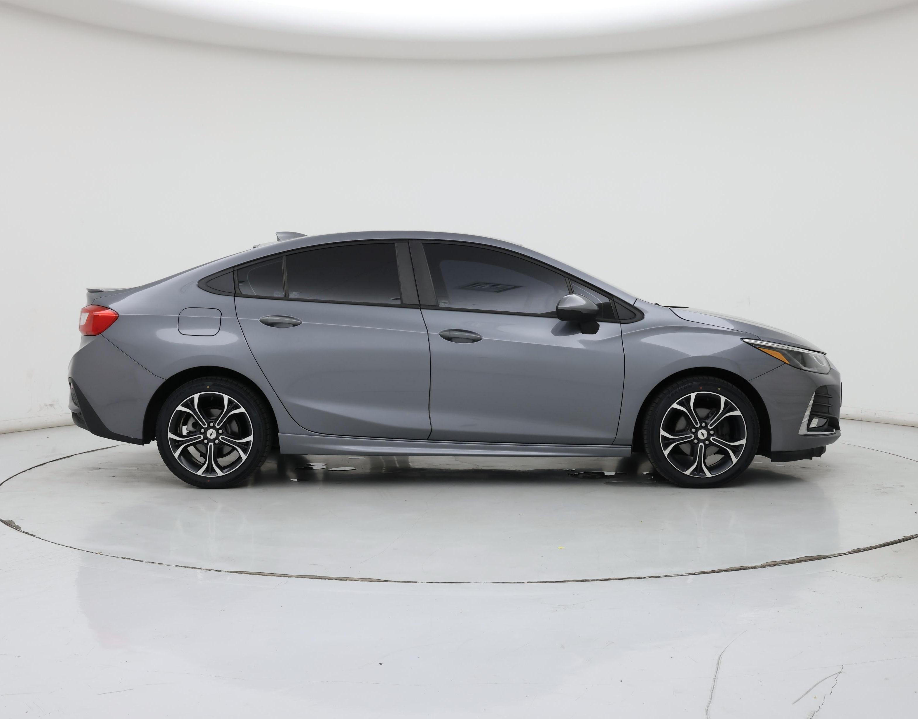 Thumbnail: 2019 Chevrolet Cruze - 7