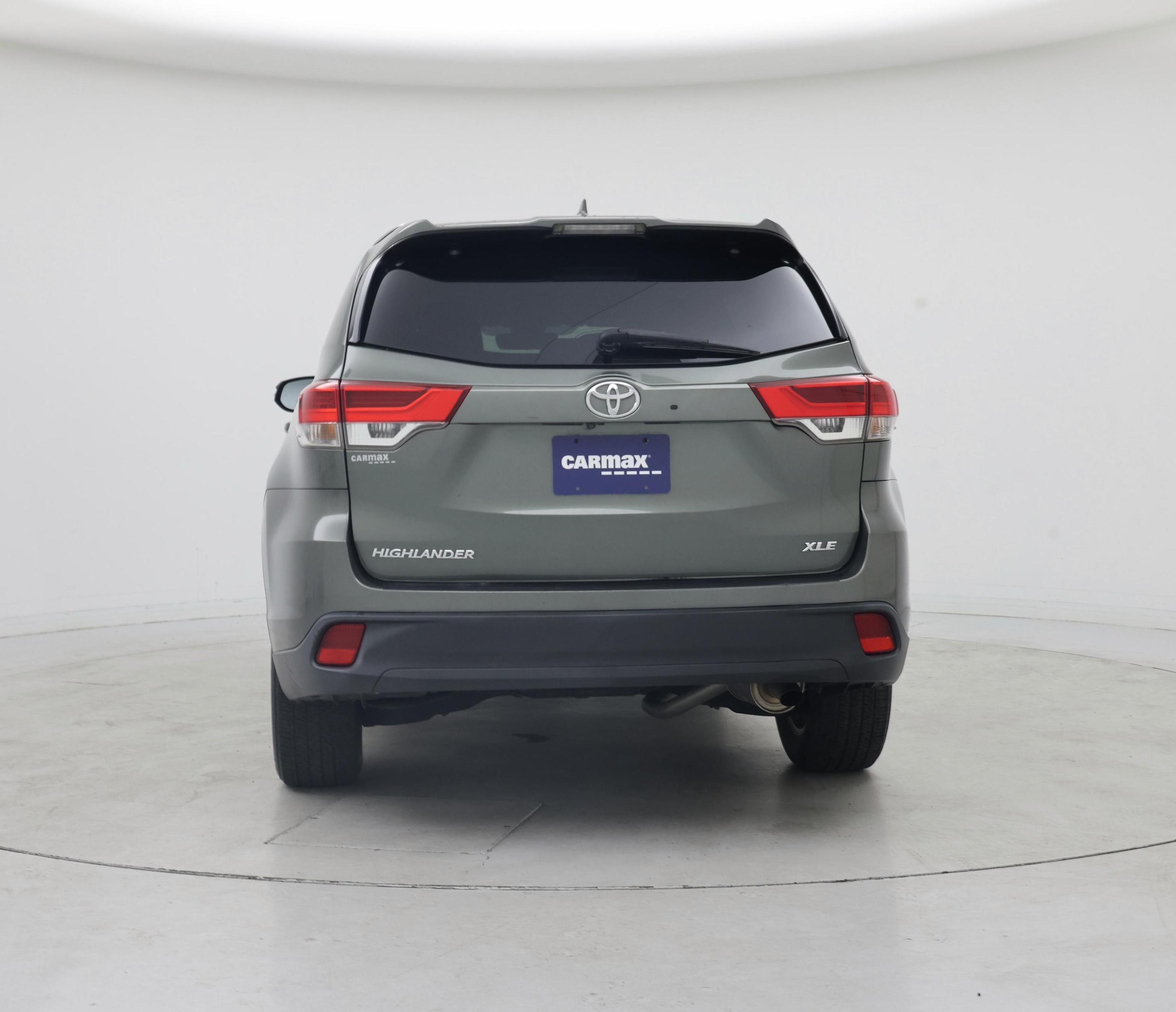 Thumbnail: 2017 Toyota Highlander - 6