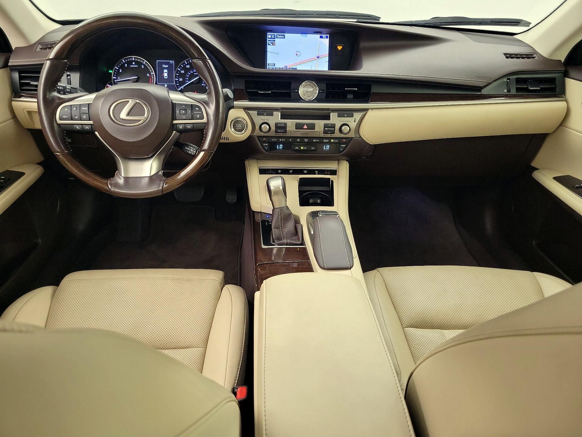 Thumbnail: 2016 Lexus ES - 9