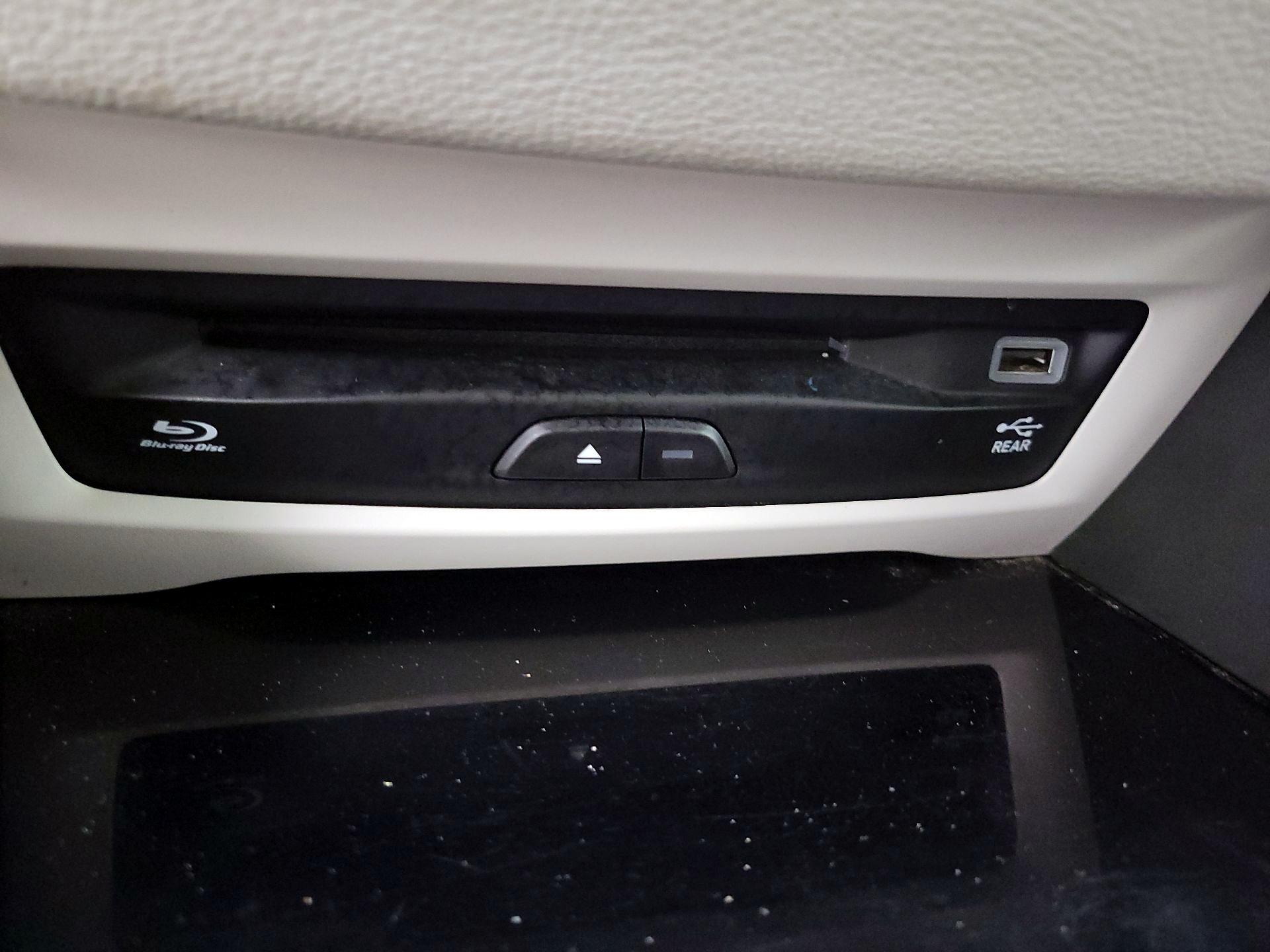 Thumbnail: 2021 Chrysler Pacifica - 19