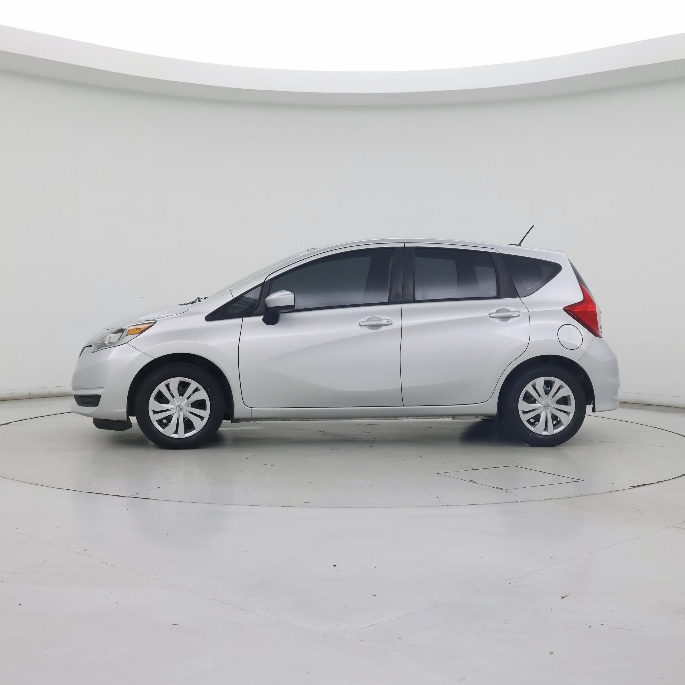Thumbnail: 2017 Nissan Versa Note - 3