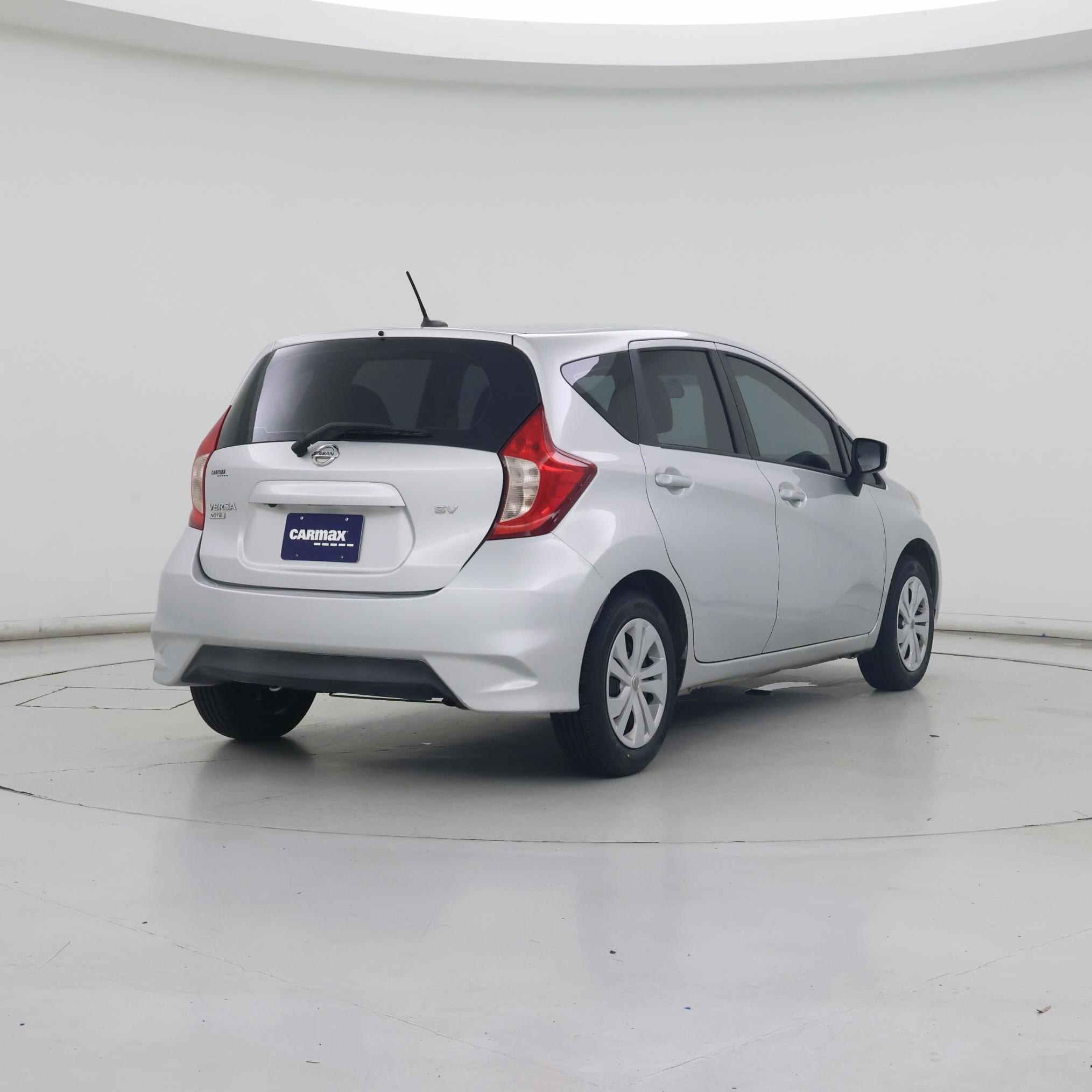 Thumbnail: 2017 Nissan Versa Note - 8