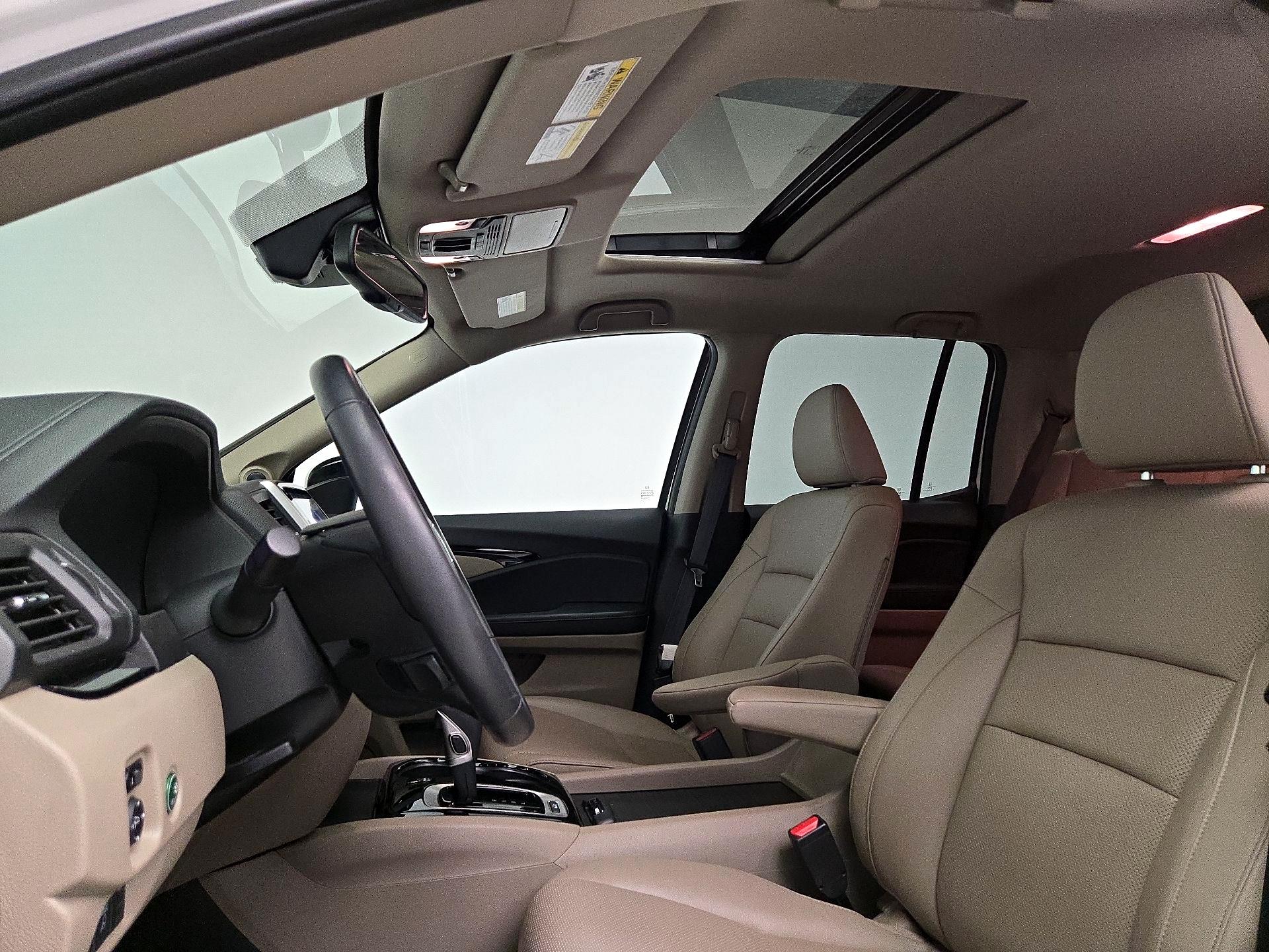 Thumbnail: 2019 Honda Ridgeline - 20