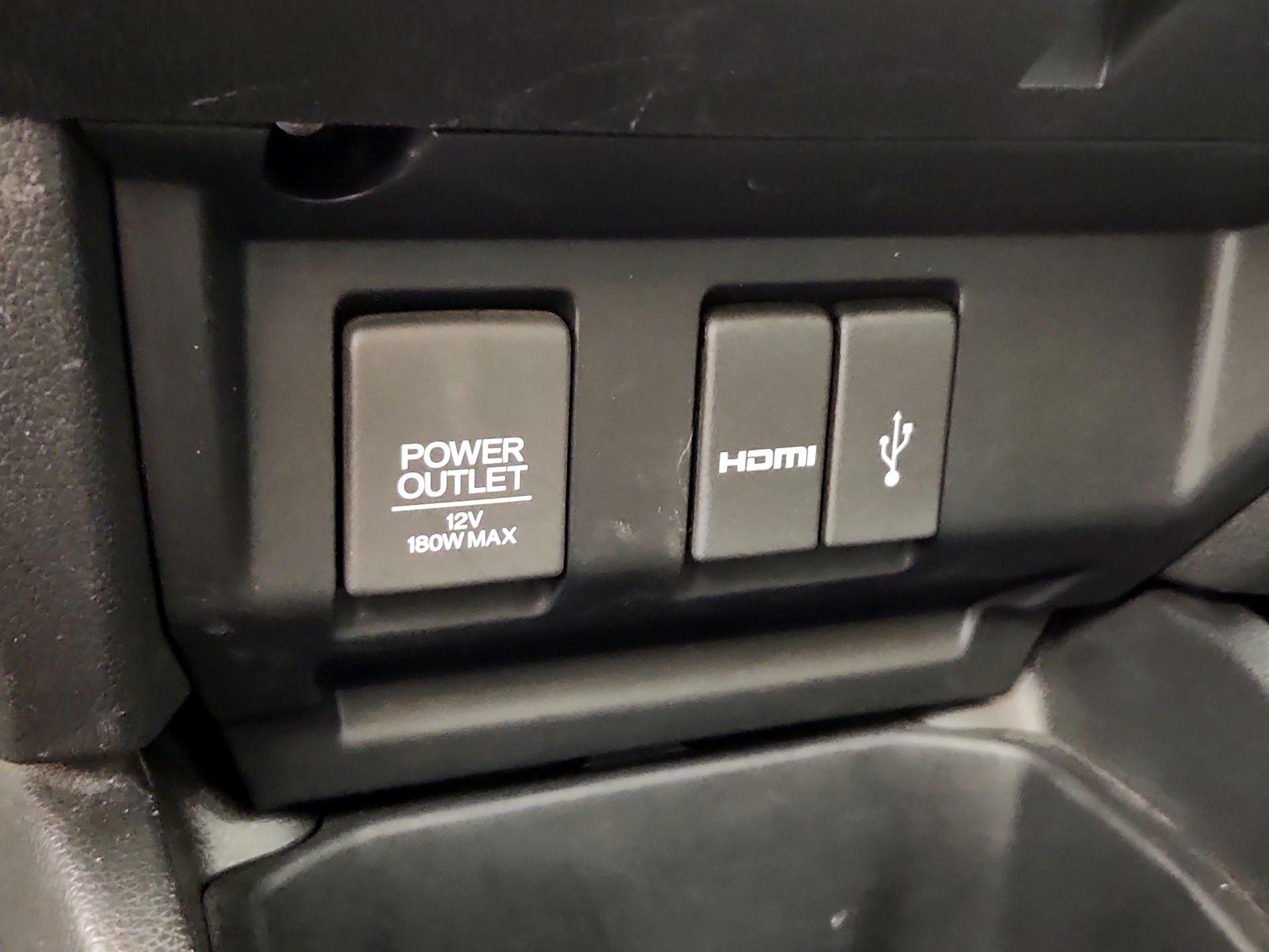 Thumbnail: 2015 Honda Fit - 18