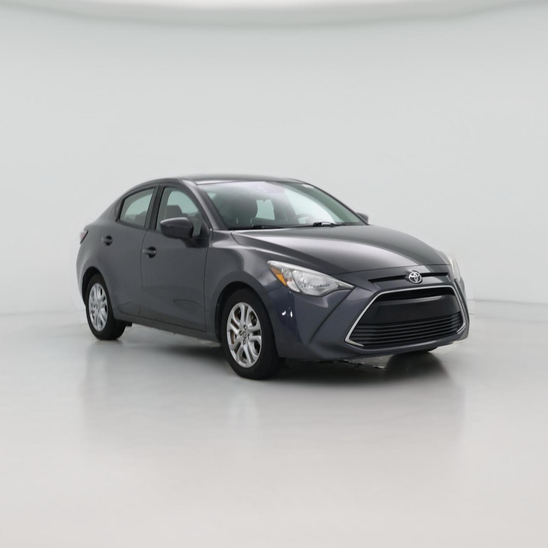 Thumbnail: 2018 Toyota Yaris iA - 1