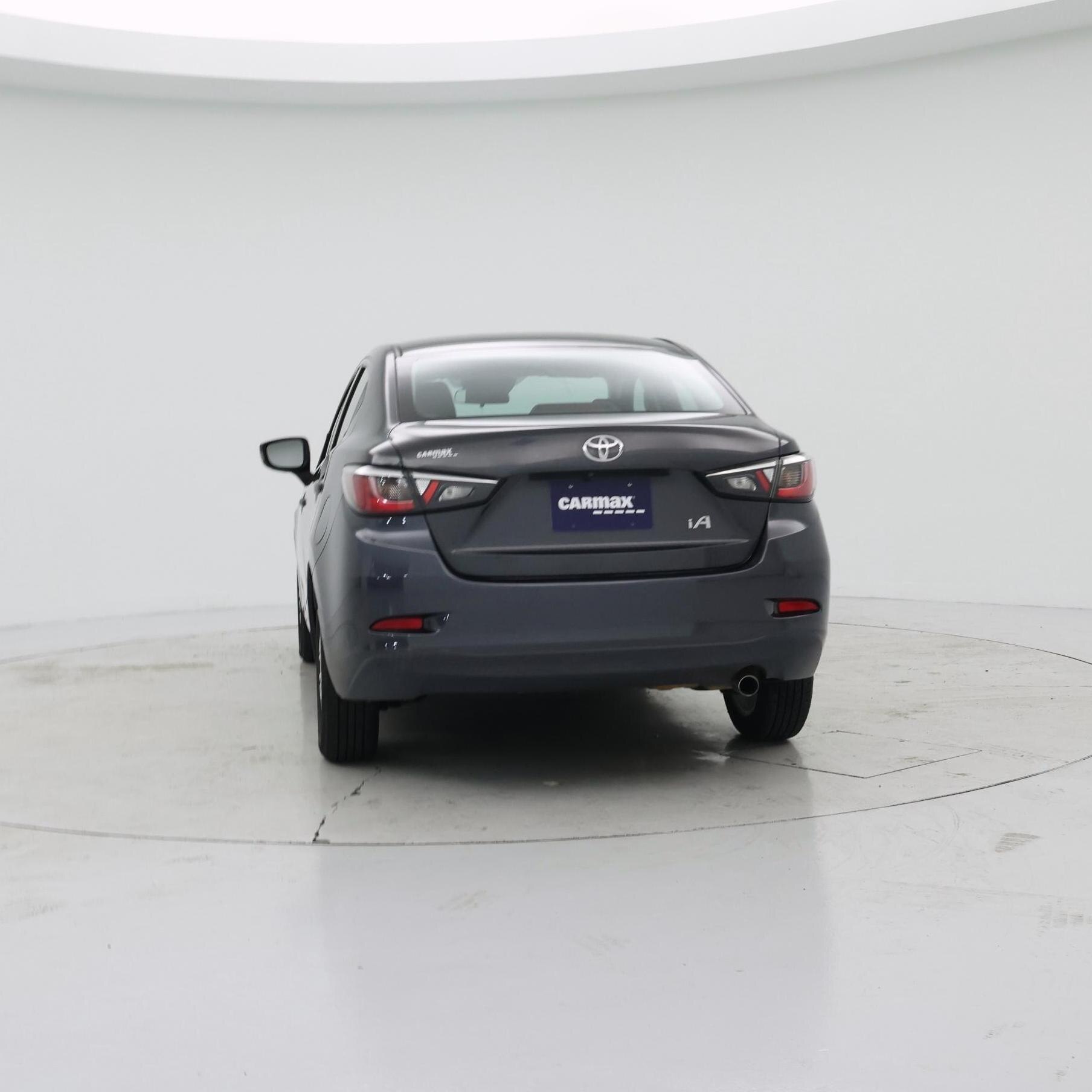 Thumbnail: 2018 Toyota Yaris iA - 6