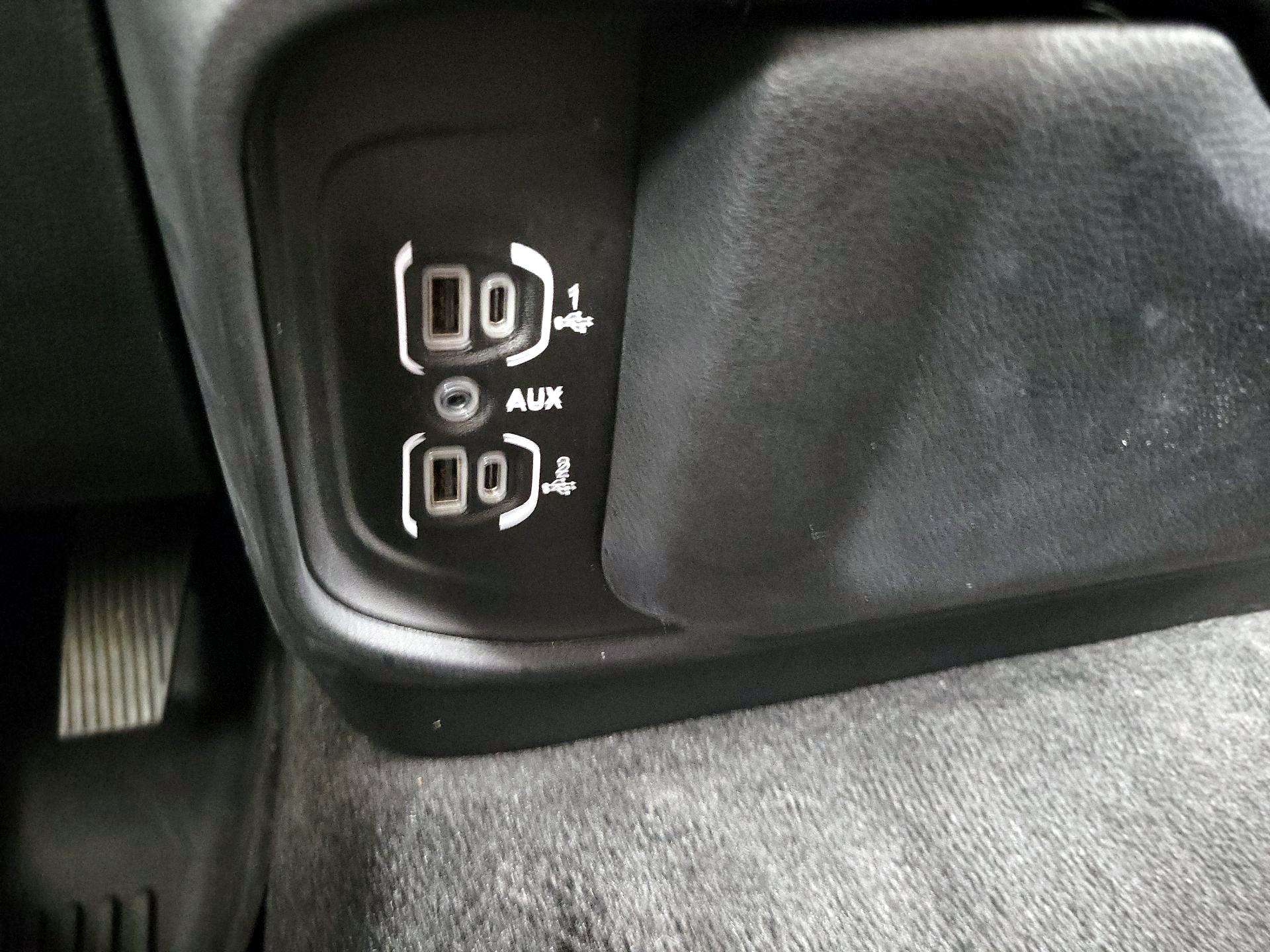 Thumbnail: 2021 RAM 1500 - 18