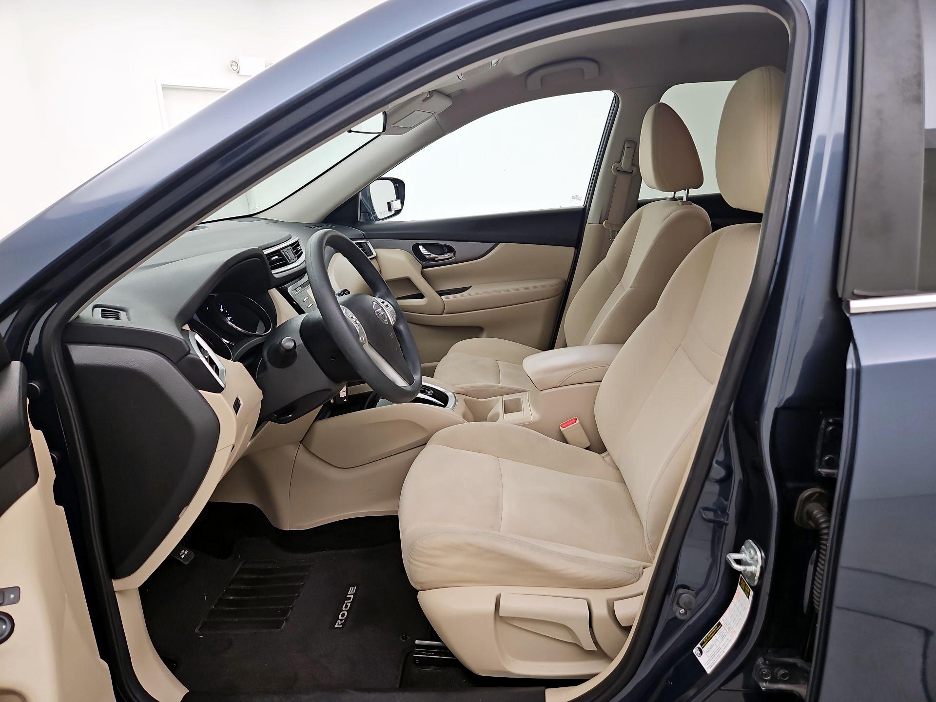Thumbnail: 2016 Nissan Rogue - 9