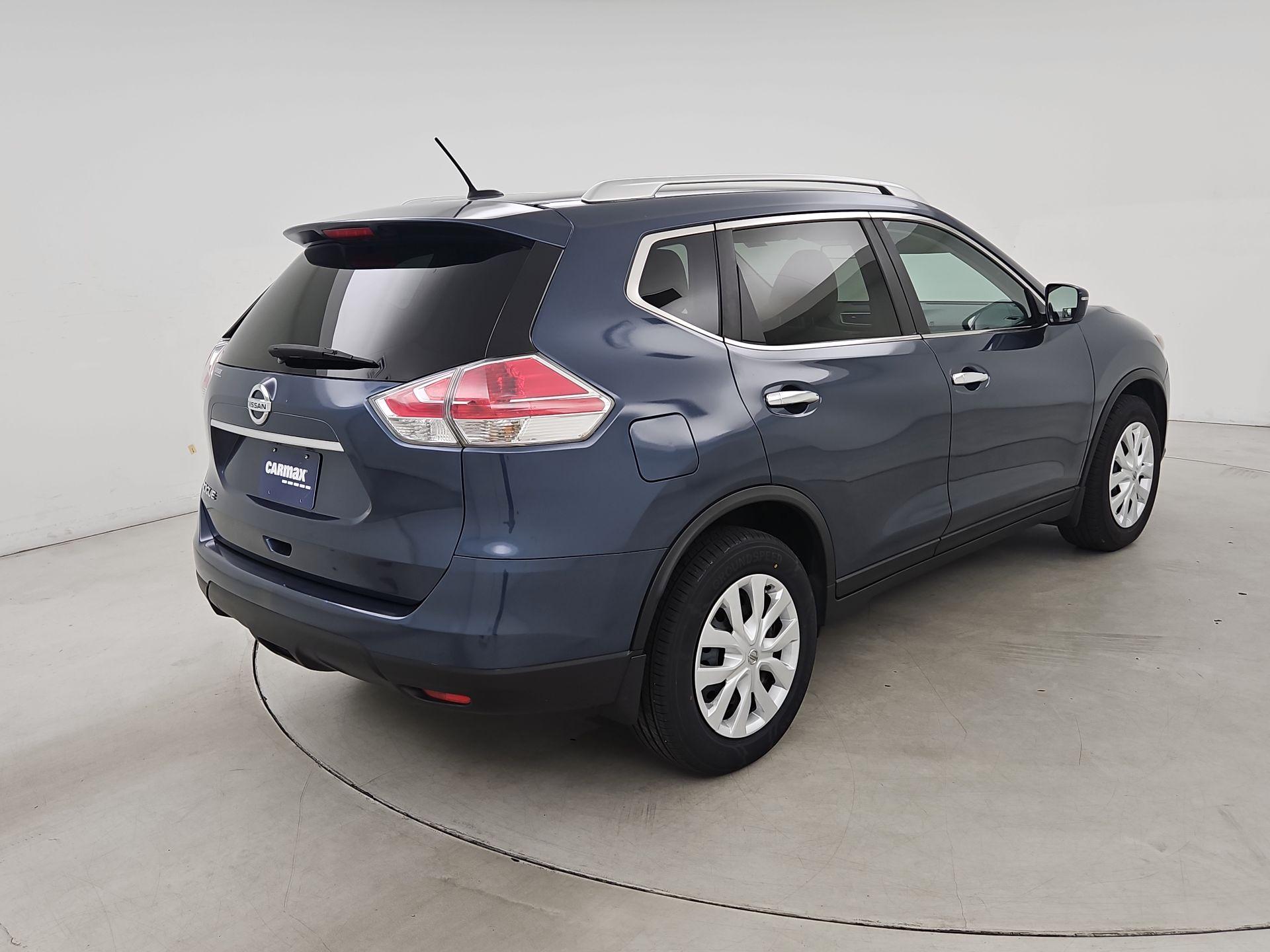 Thumbnail: 2016 Nissan Rogue - 5