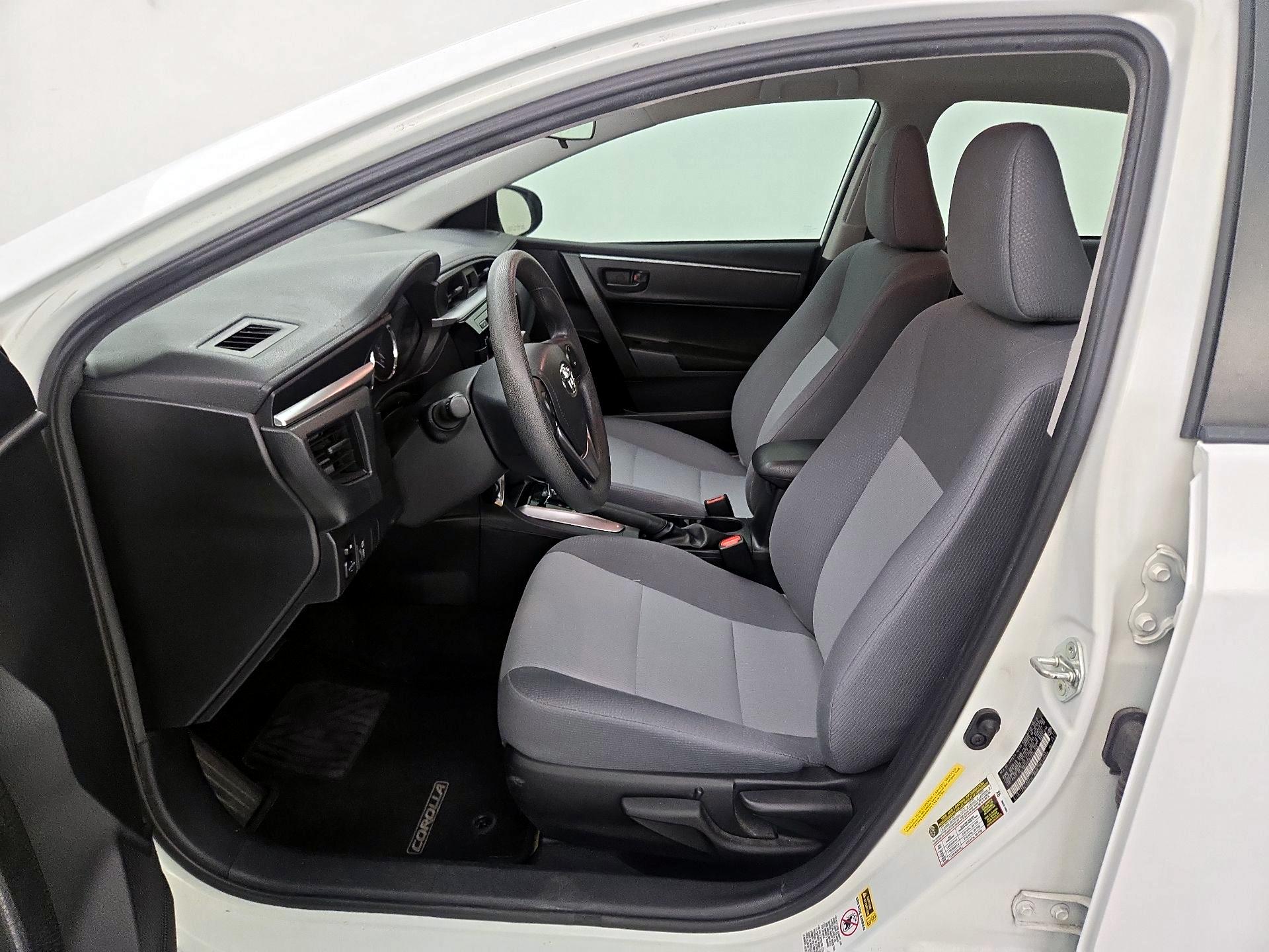 Thumbnail: 2015 Toyota Corolla - 11