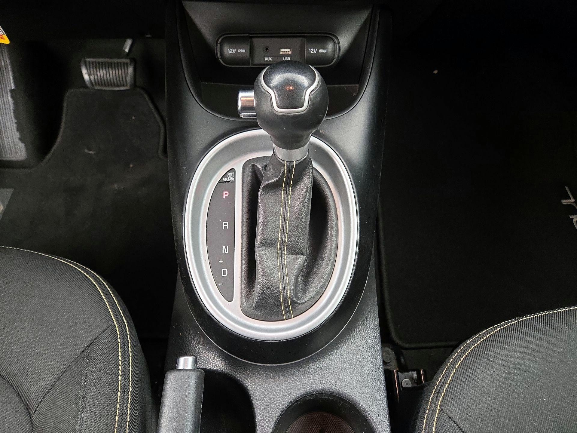 Thumbnail: 2015 Kia Soul - 16