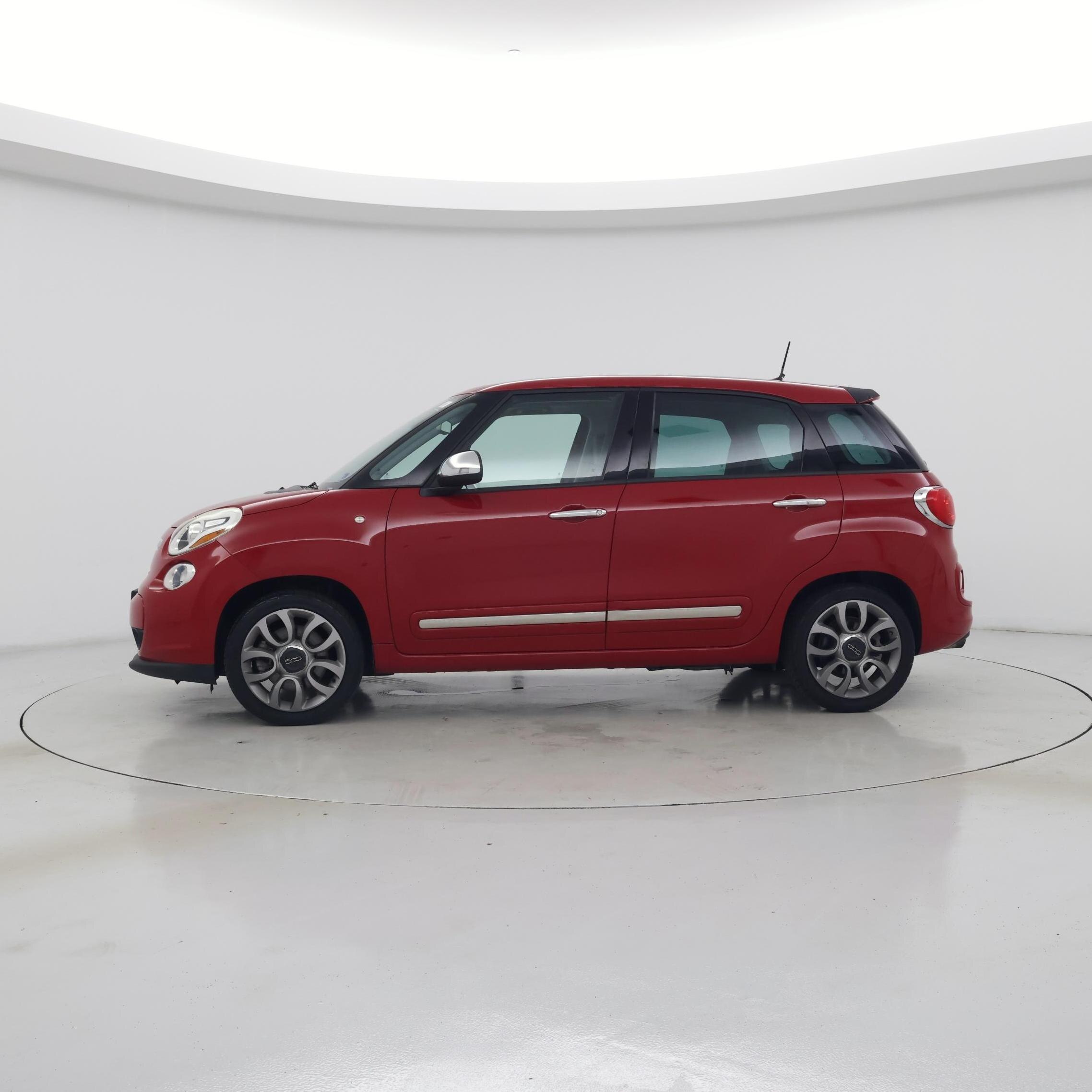 Thumbnail: 2017 Fiat 500L - 3