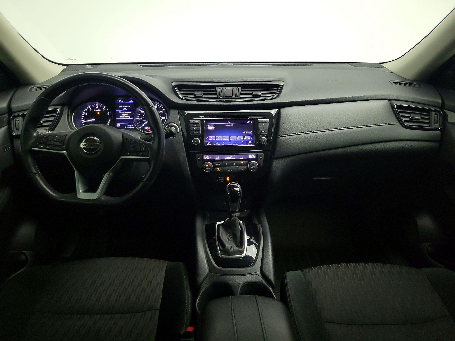 Thumbnail: 2018 Nissan Rogue - 9