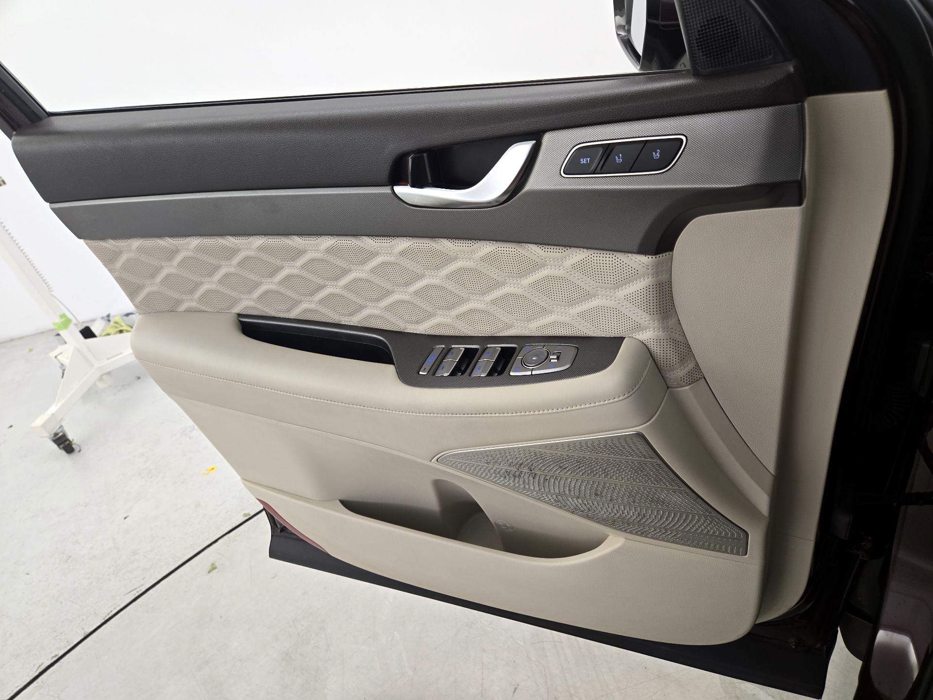 Thumbnail: 2020 Hyundai Palisade - 12
