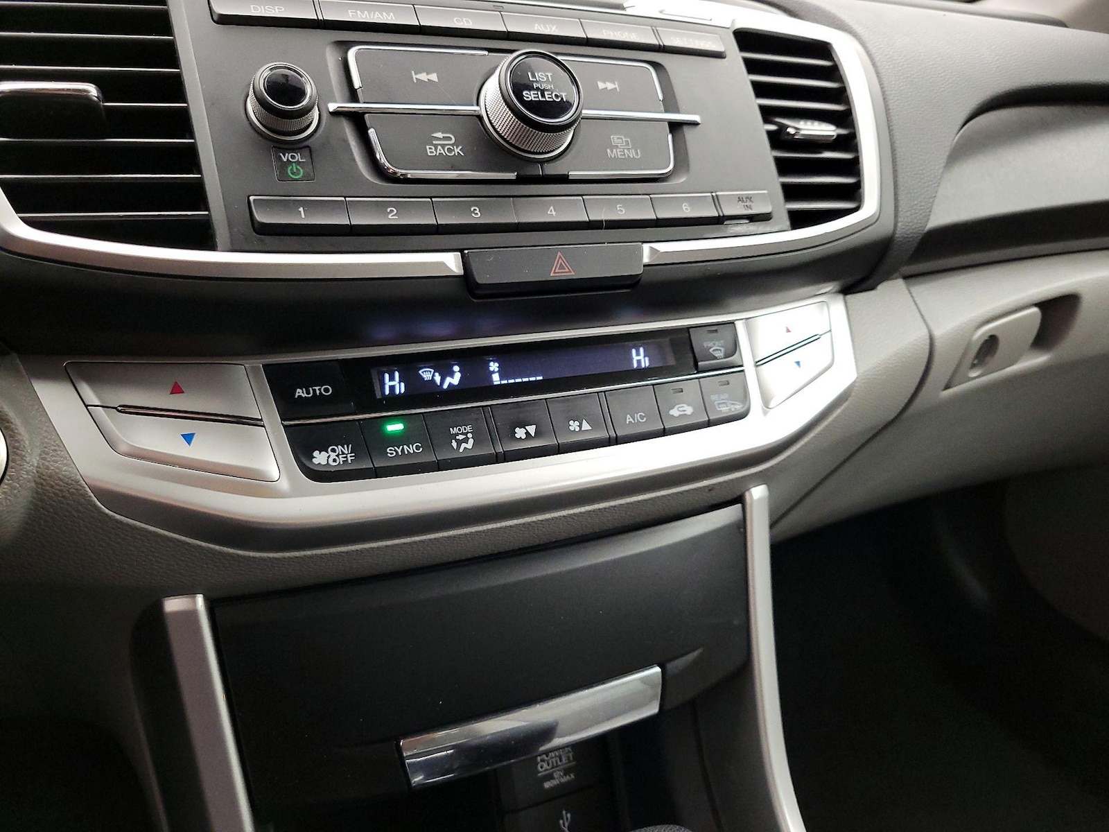 2014 Honda Accord EX - Photo 16