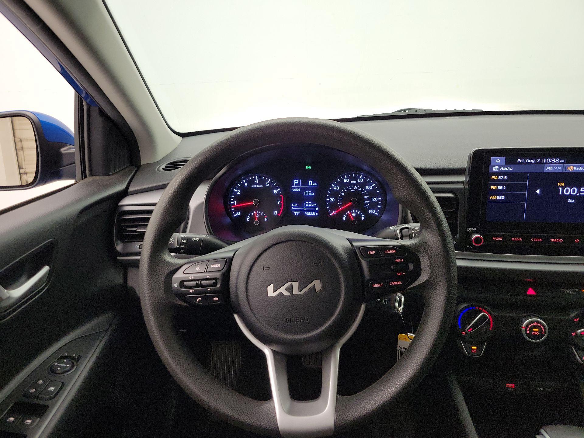 Thumbnail: 2023 Kia Rio - 10
