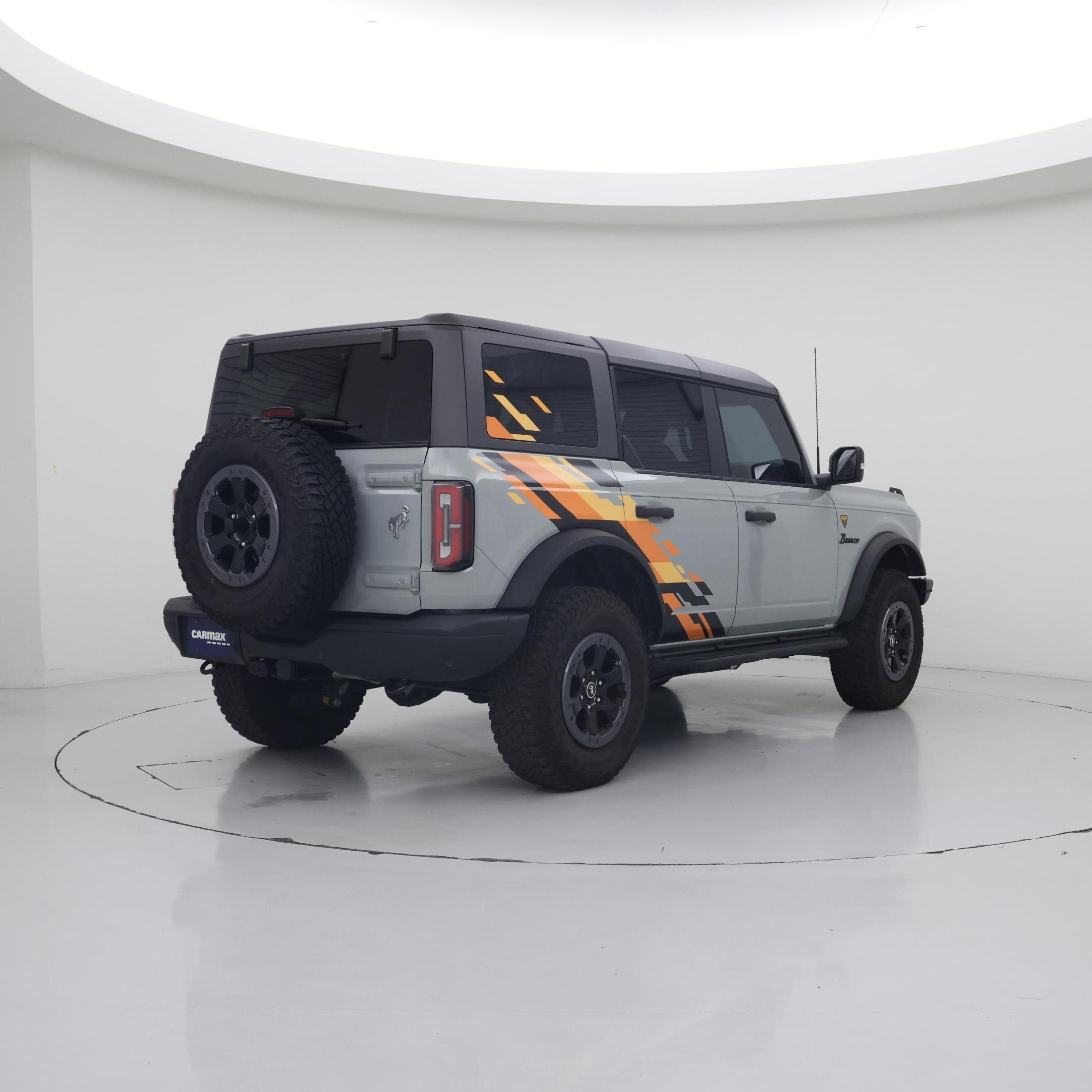Thumbnail: 2022 Ford Bronco - 8
