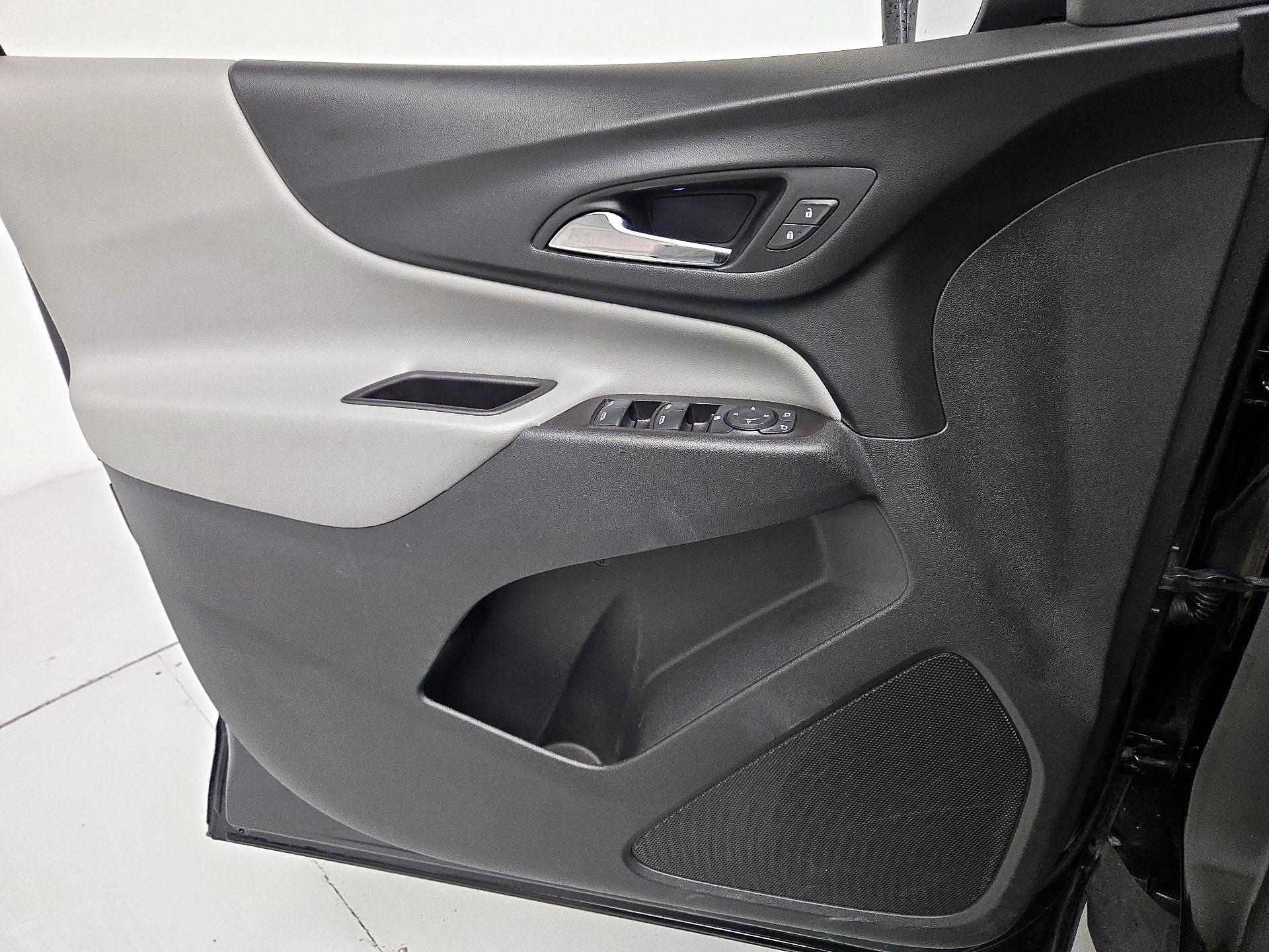 Thumbnail: 2020 Chevrolet Equinox - 12