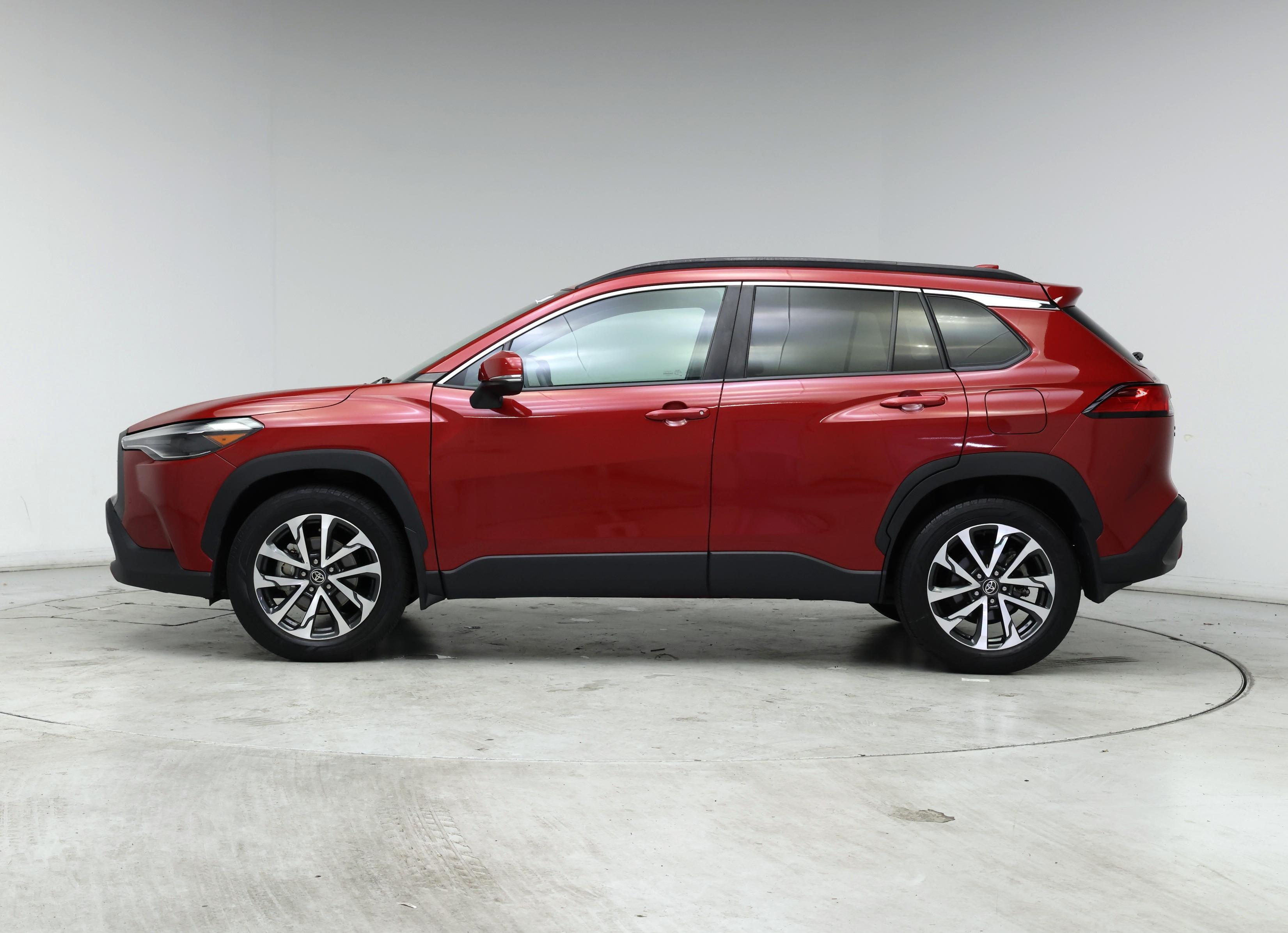 Thumbnail: 2022 Toyota Corolla Cross - 3