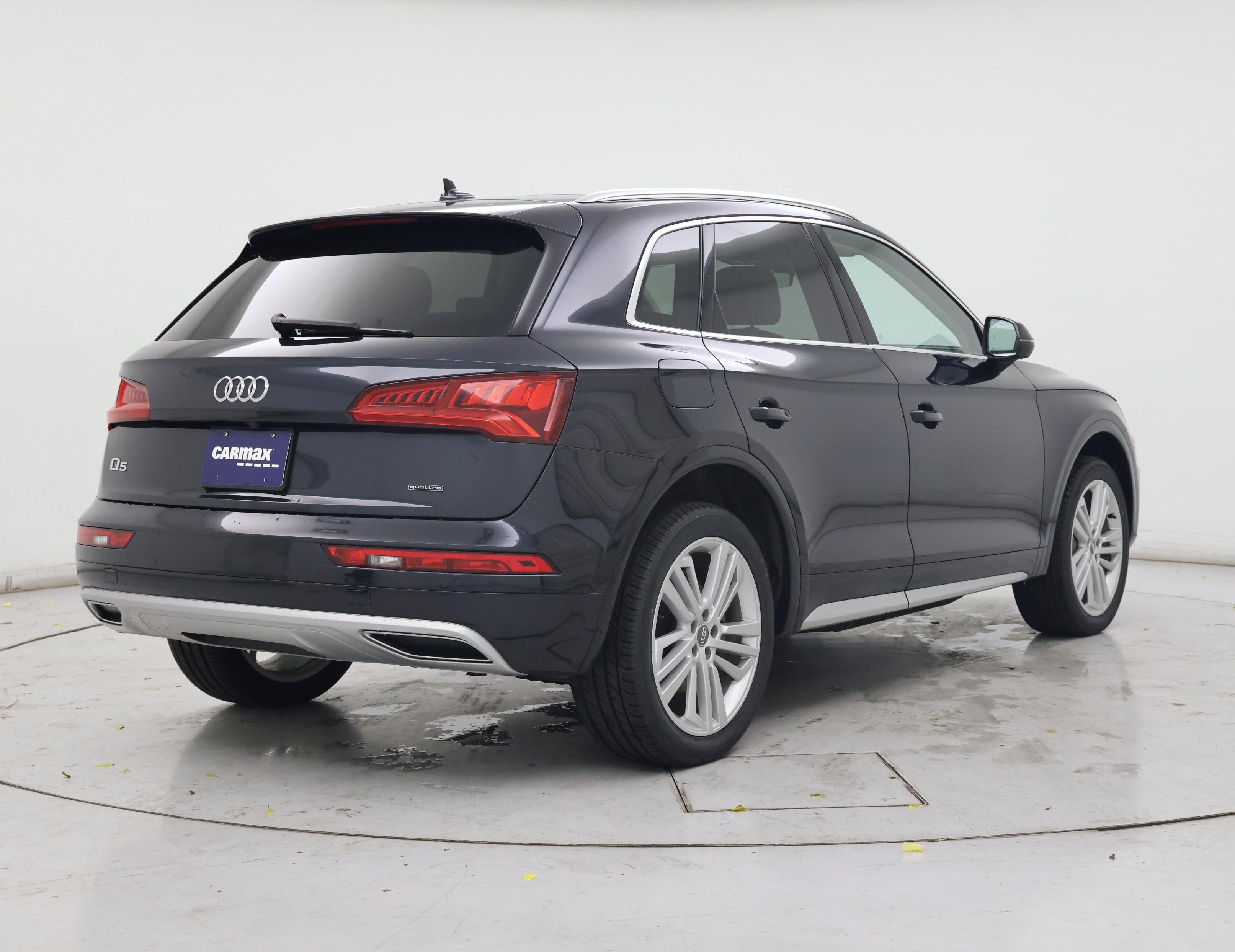 Thumbnail: 2020 Audi Q5 - 8
