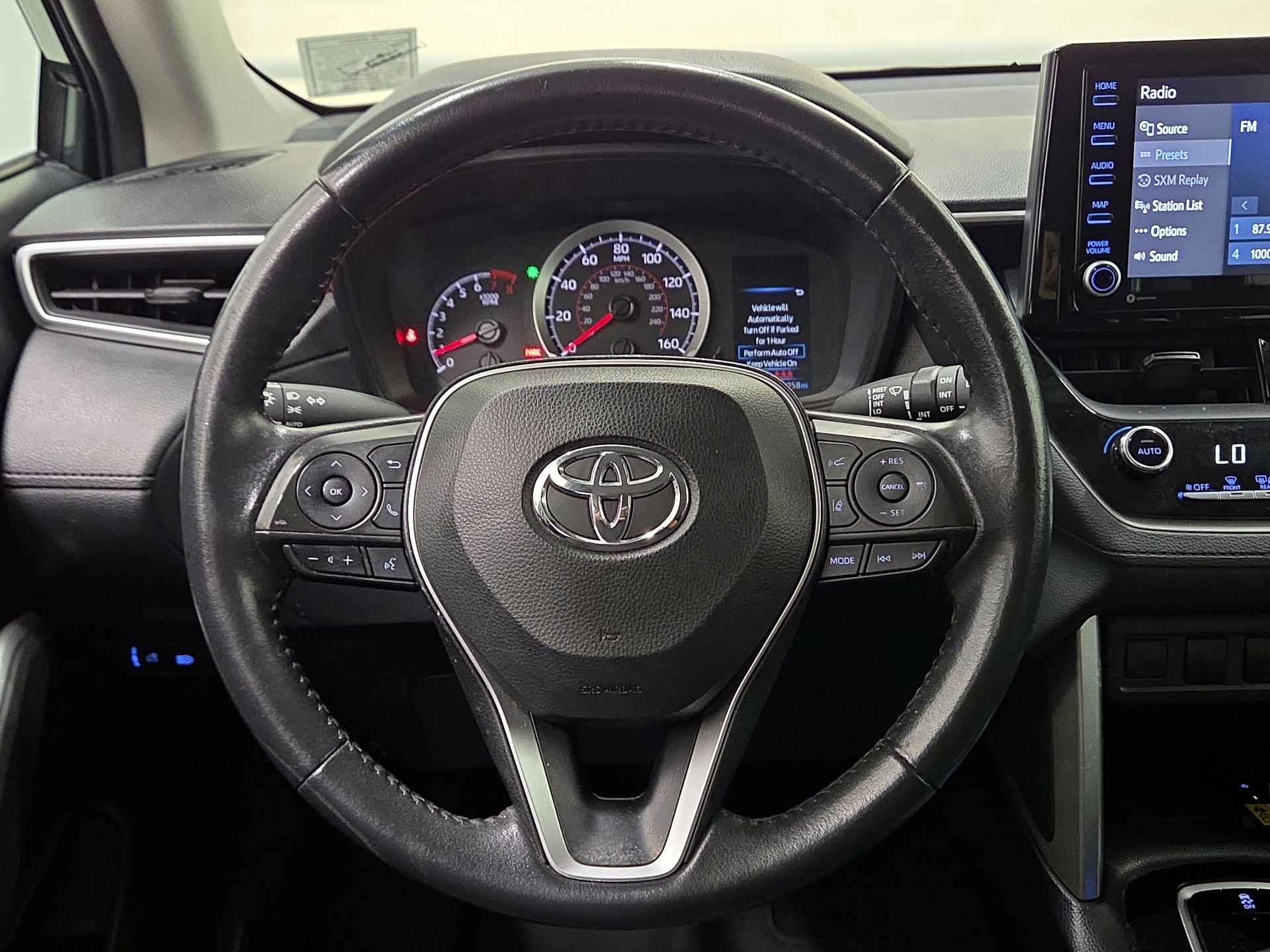 Thumbnail: 2022 Toyota Corolla Cross - 10