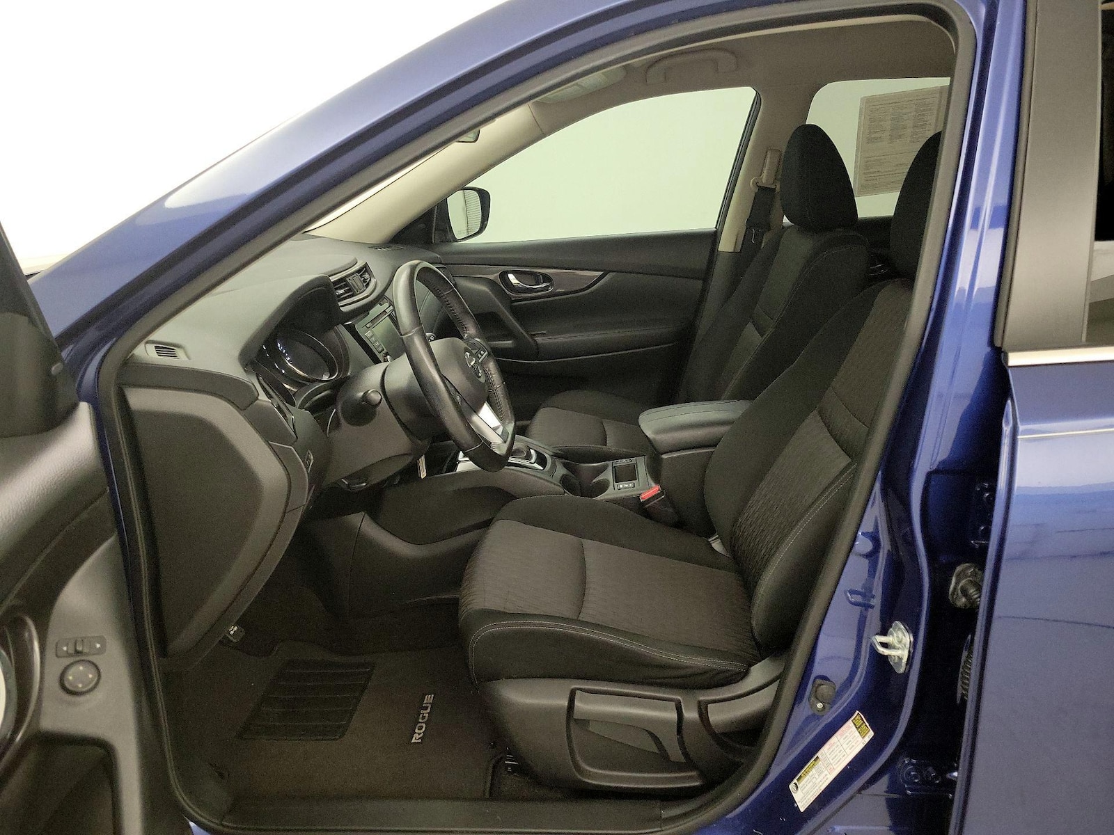 2020 Nissan Rogue S - Photo 12
