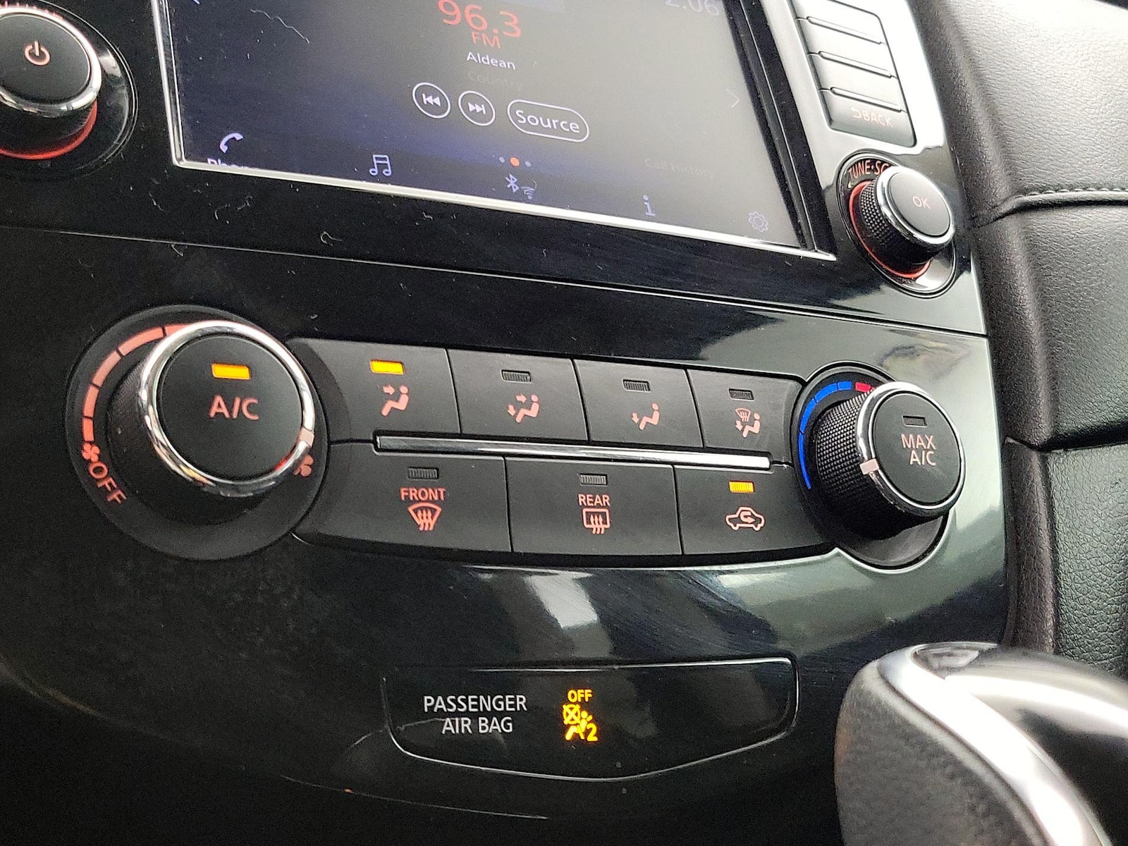 2020 Nissan Rogue S - Photo 17
