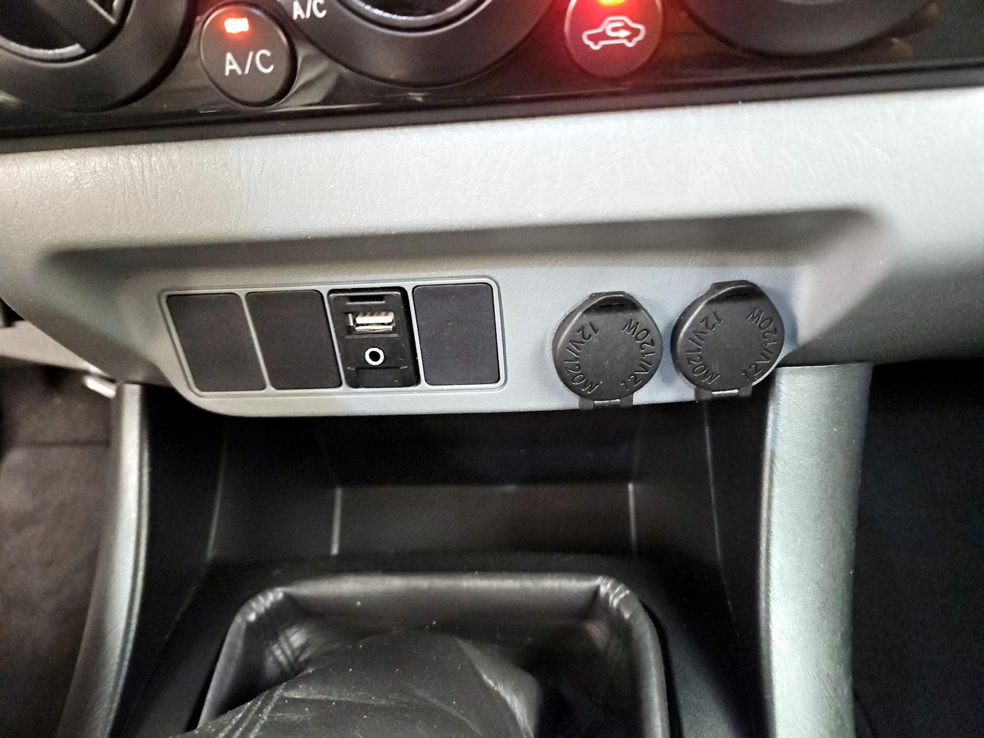 Thumbnail: 2014 Toyota Tacoma - 19