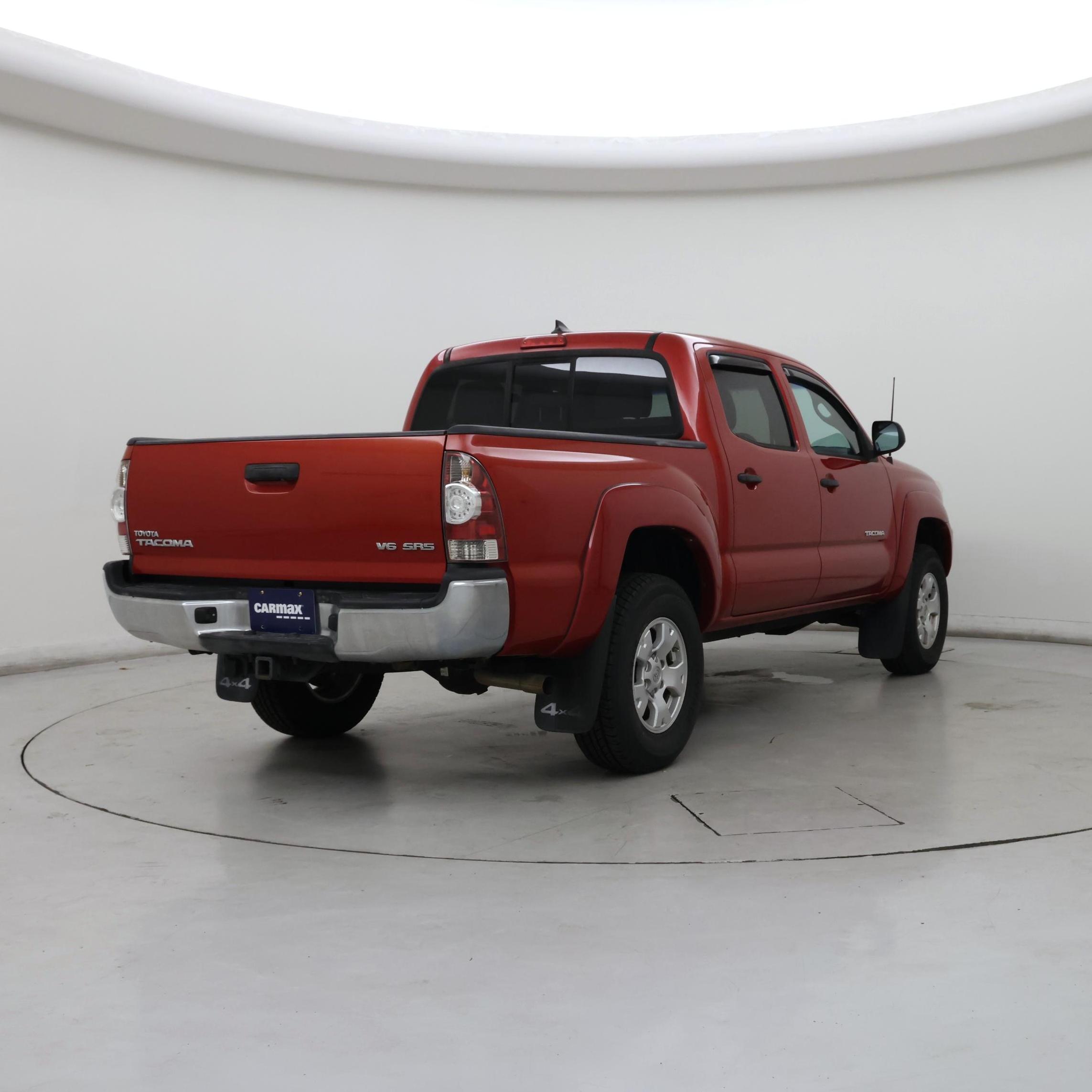 Thumbnail: 2014 Toyota Tacoma - 8