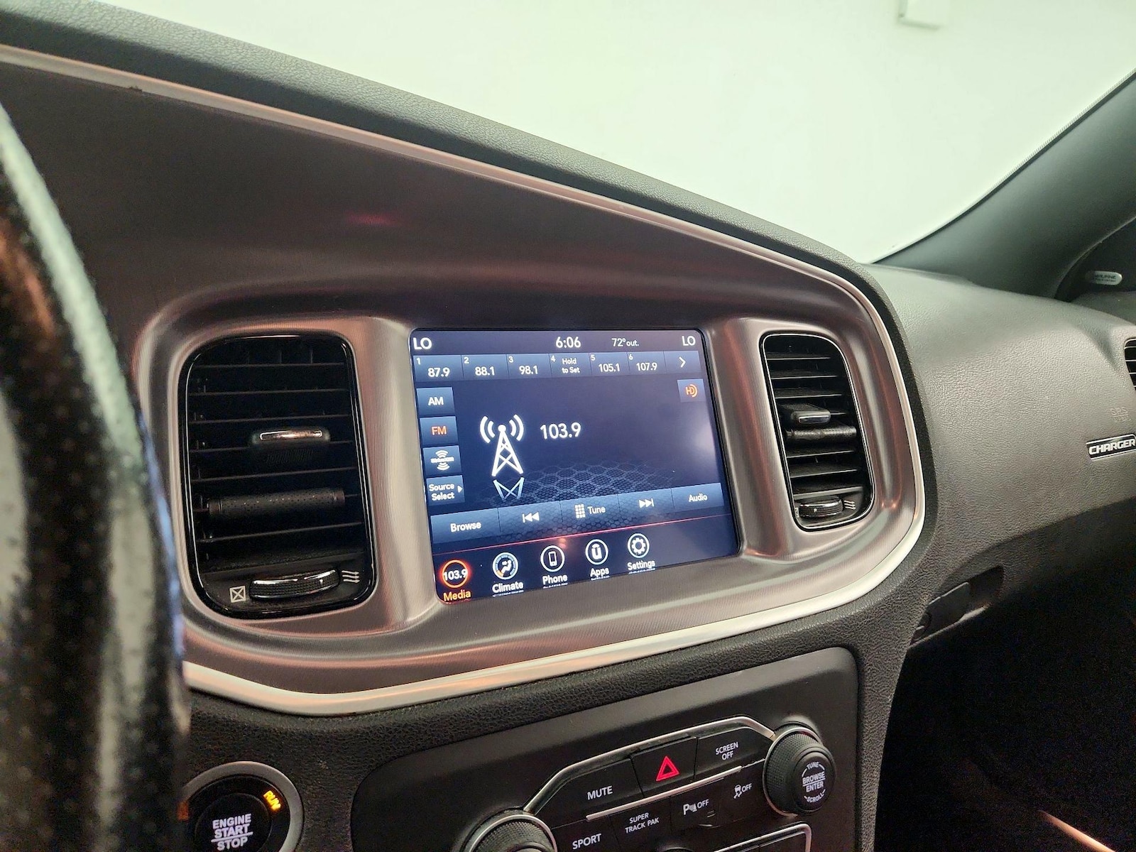 2021 Dodge Charger R/T - Photo 16