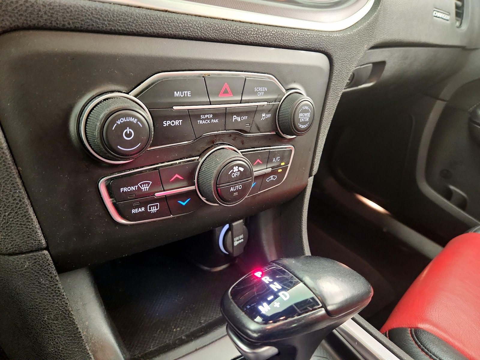 2021 Dodge Charger R/T - Photo 17