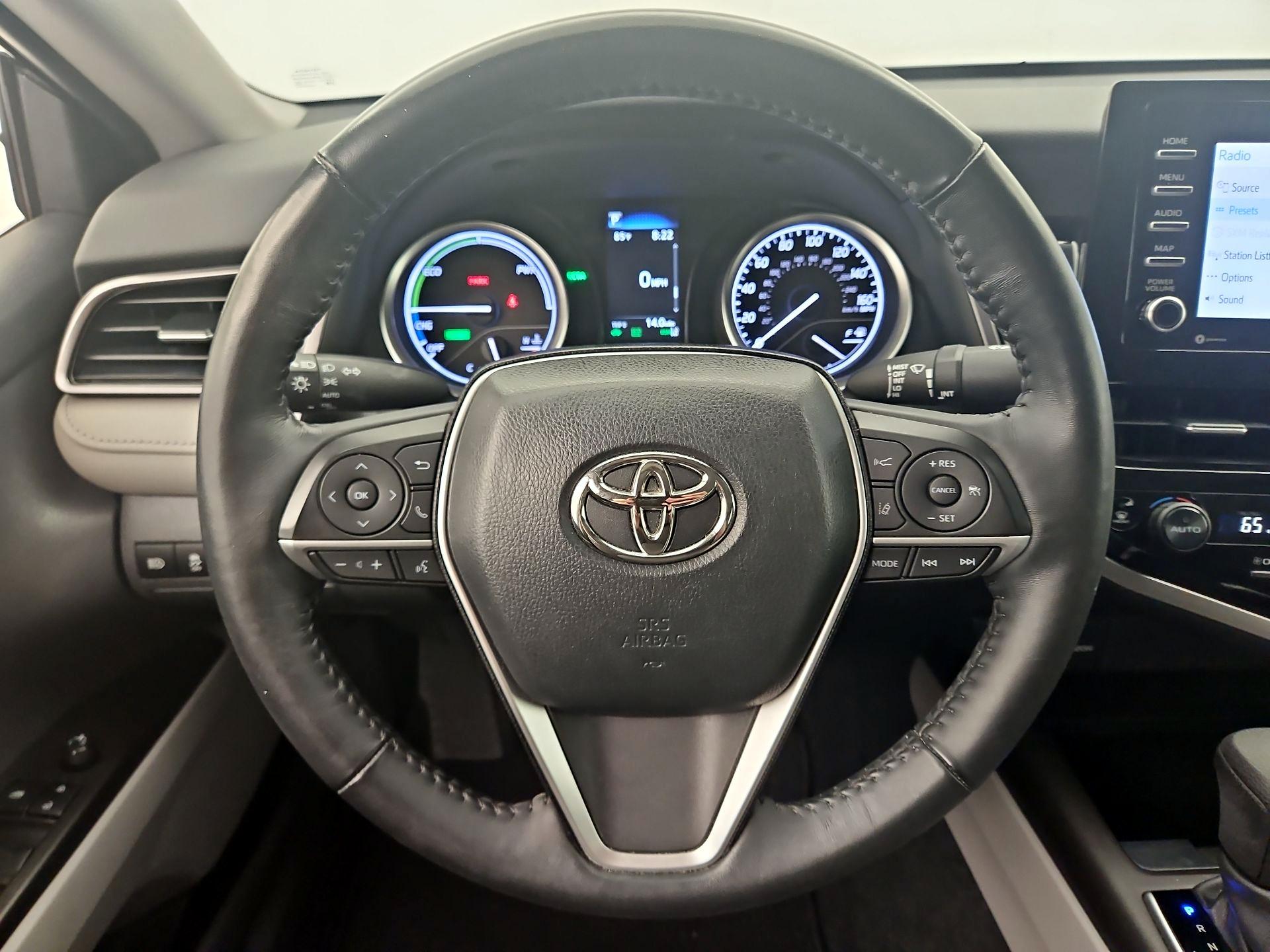 Thumbnail: 2023 Toyota Camry - 10