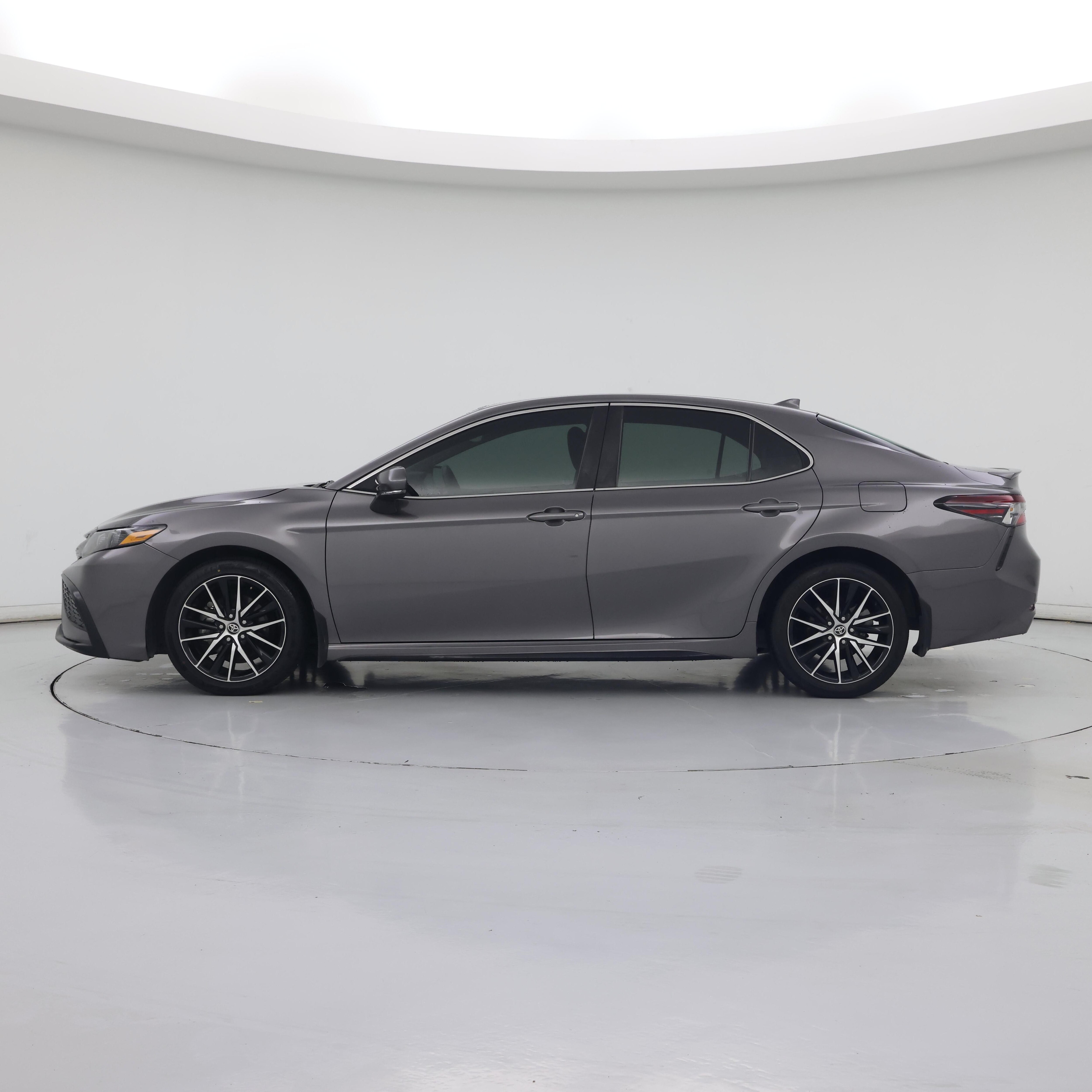 Thumbnail: 2024 Toyota Camry - 3