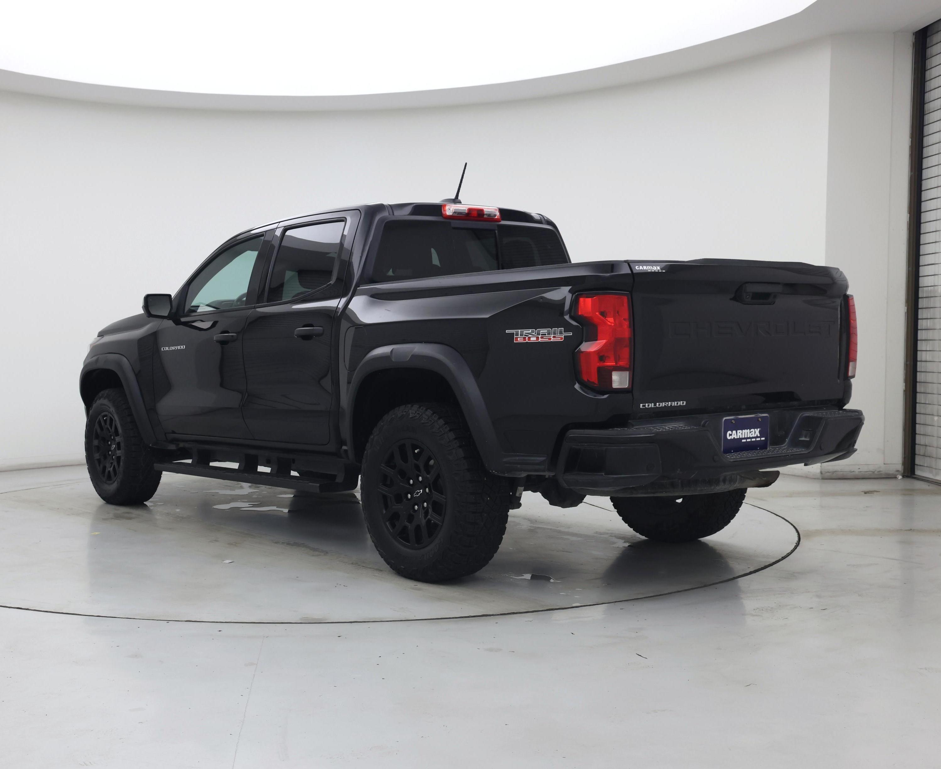 Thumbnail: 2023 Chevrolet Colorado - 2
