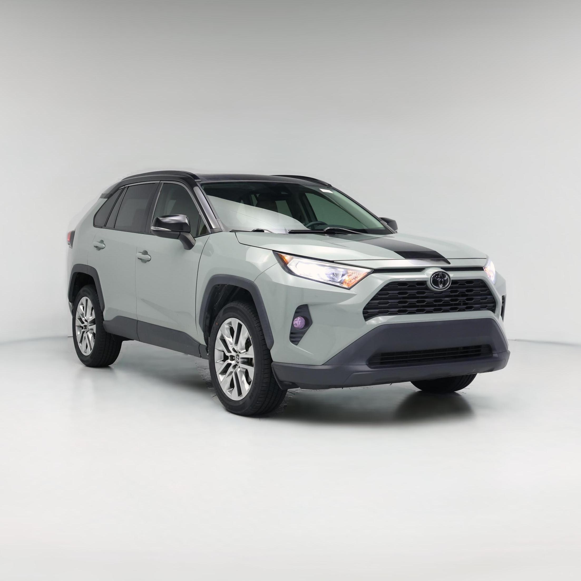 Thumbnail: 2019 Toyota RAV4 - 1