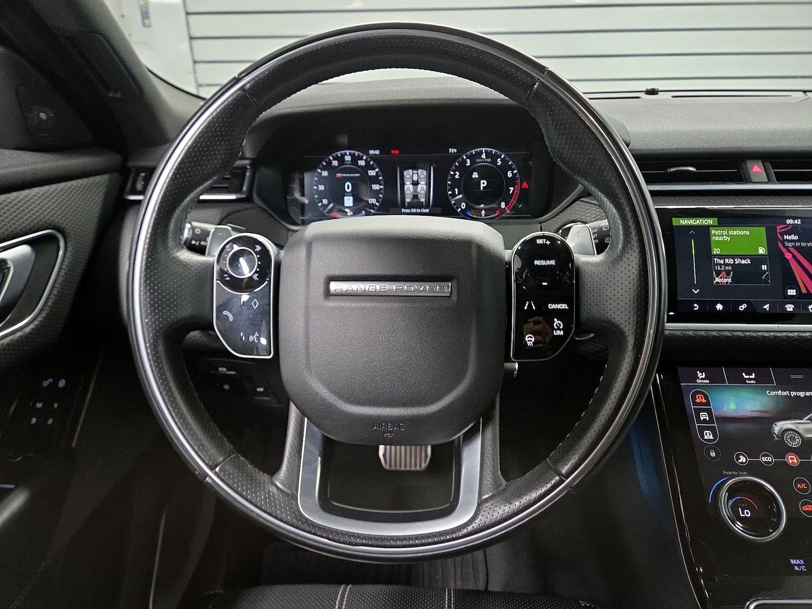 2018 Land Rover Range Rover Velar SE - Photo 11