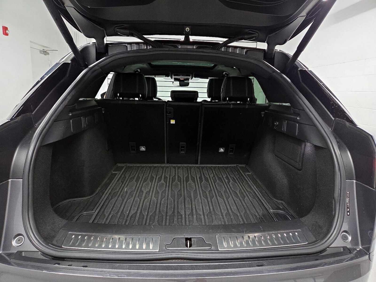 2018 Land Rover Range Rover Velar SE - Photo 22