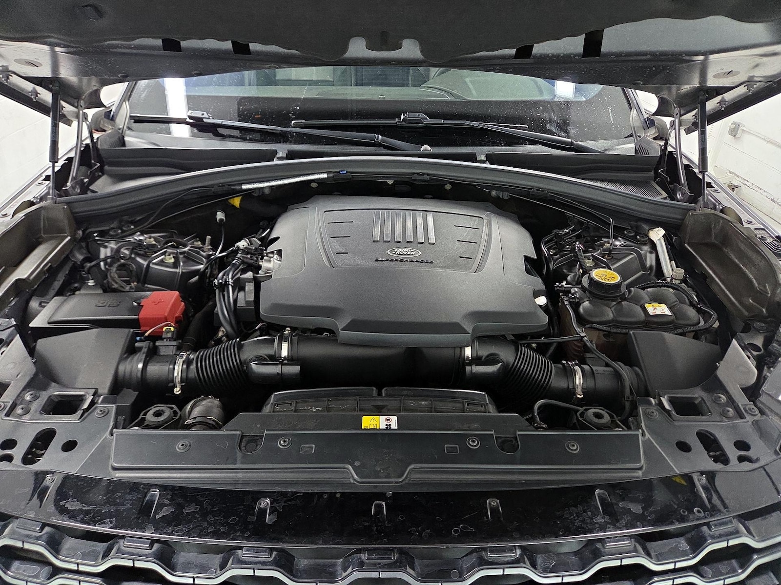 2018 Land Rover Range Rover Velar SE - Photo 23