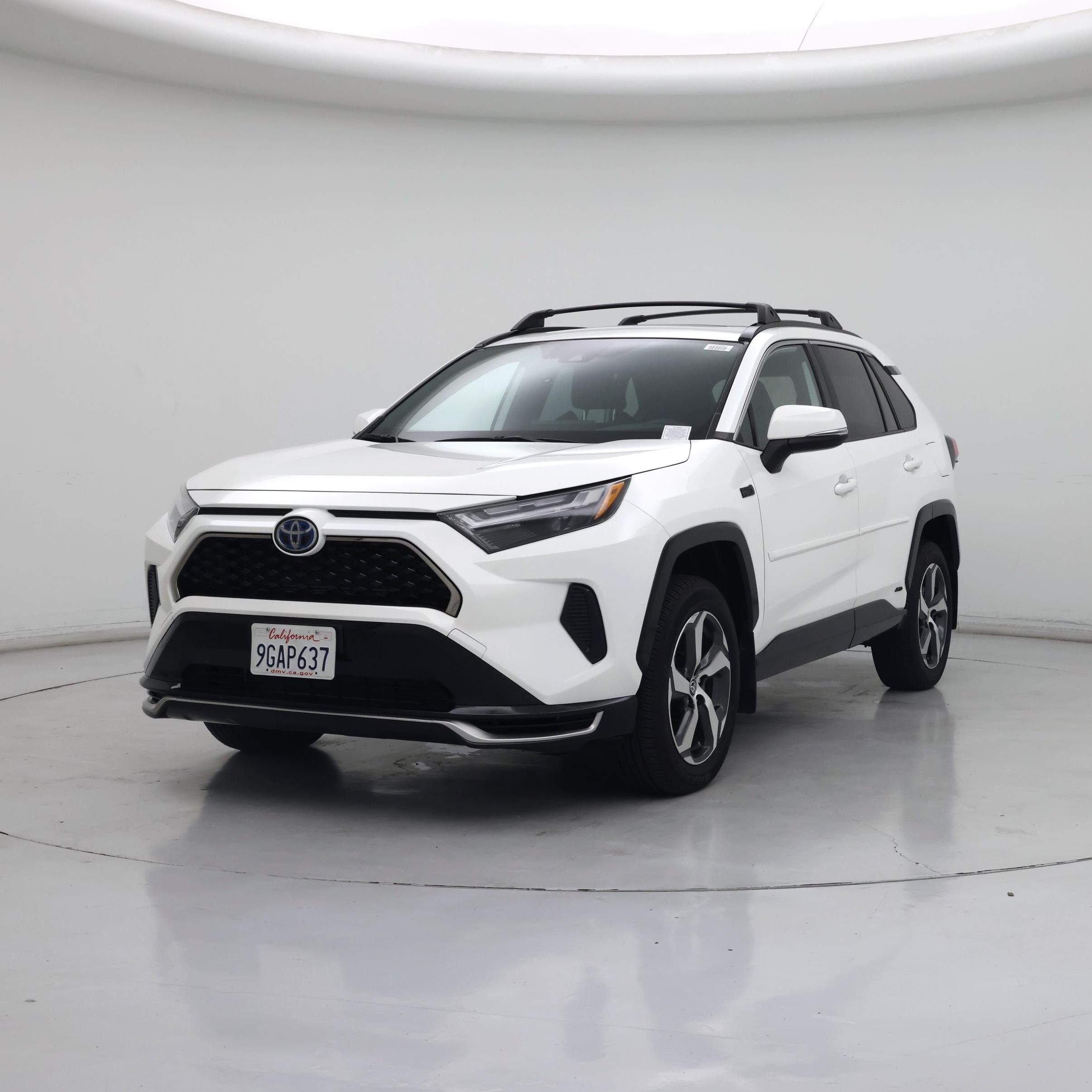 Thumbnail: 2023 Toyota RAV4 - 4