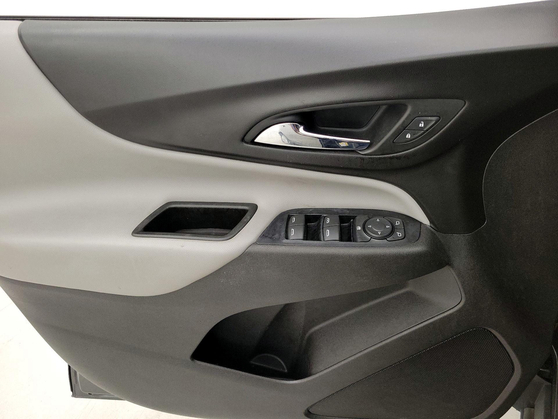 Thumbnail: 2019 Chevrolet Equinox - 12