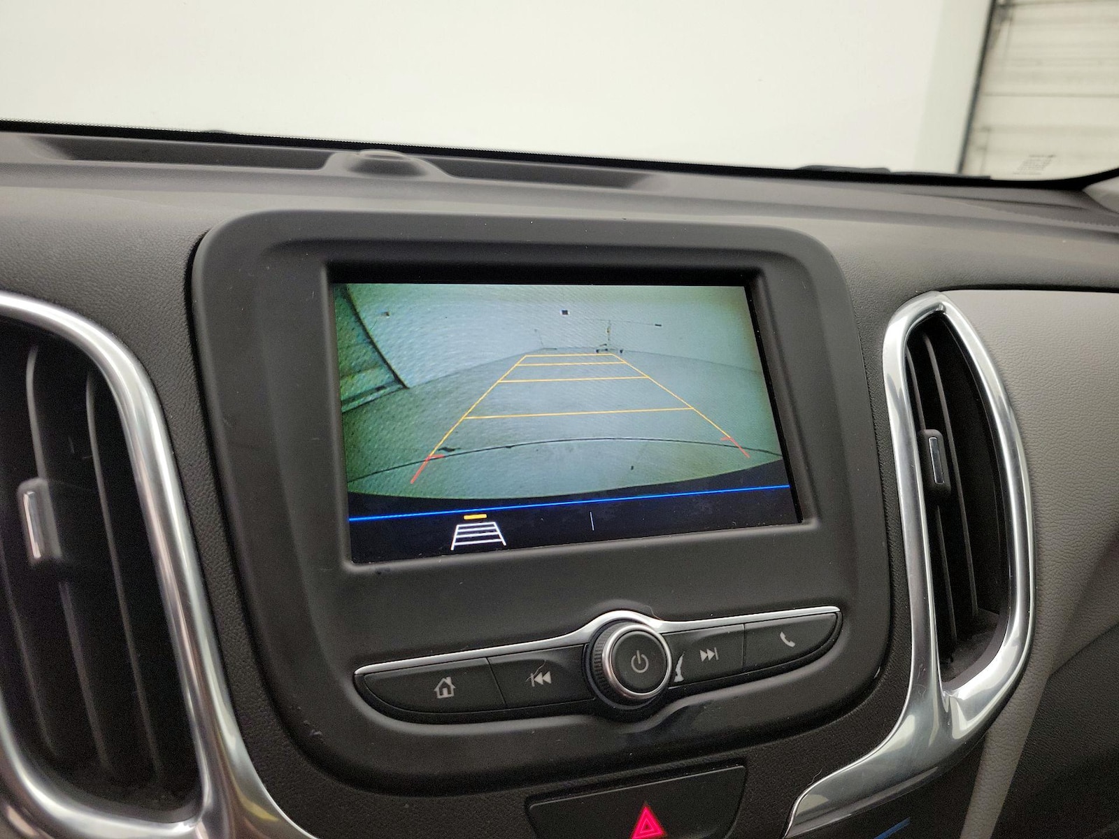 2019 Chevrolet Equinox LS - Photo 15