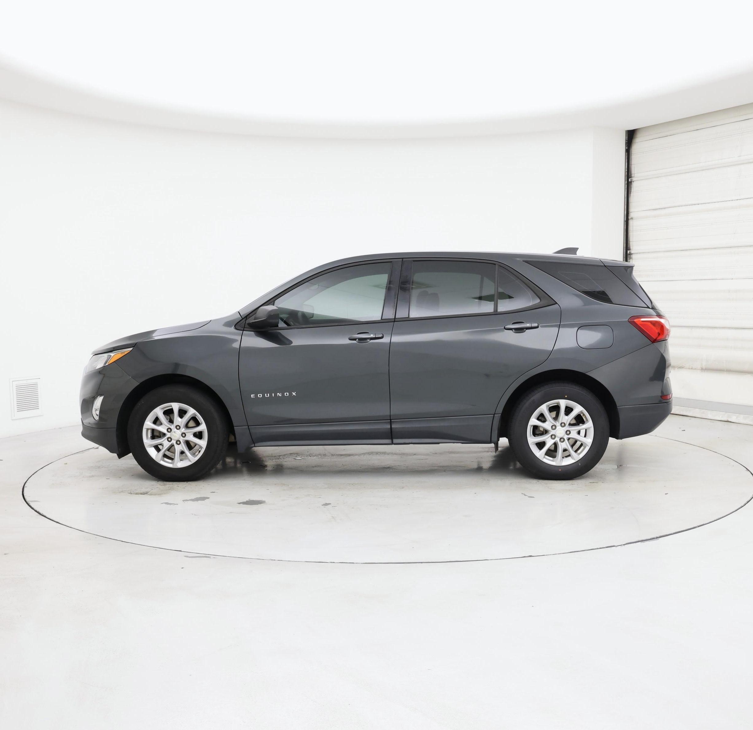 Thumbnail: 2019 Chevrolet Equinox - 3