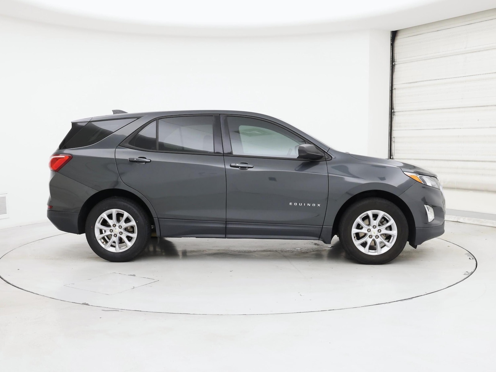2019 Chevrolet Equinox LS - Photo 8