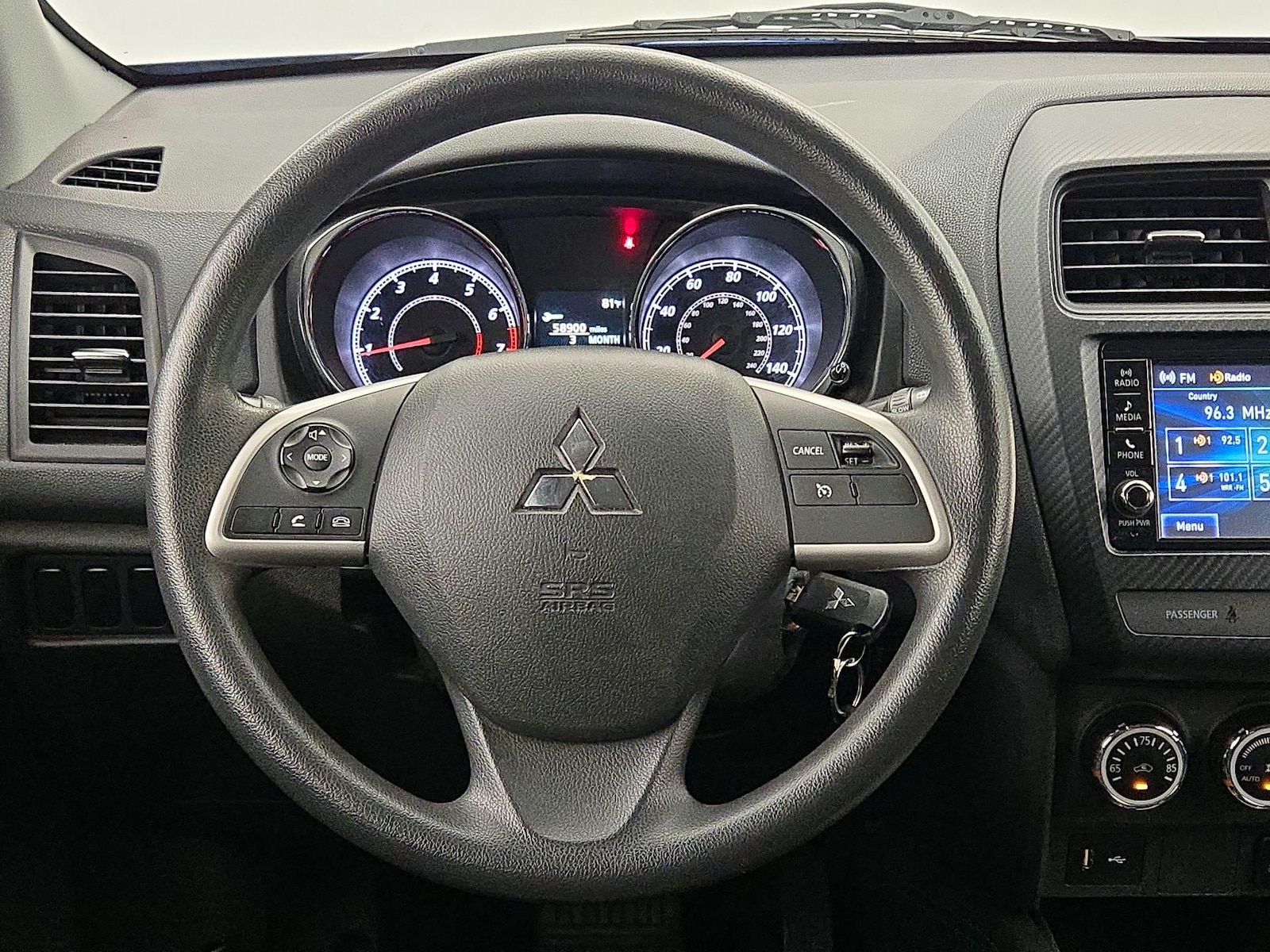 2018 Mitsubishi Outlander Sport ES - Photo 11