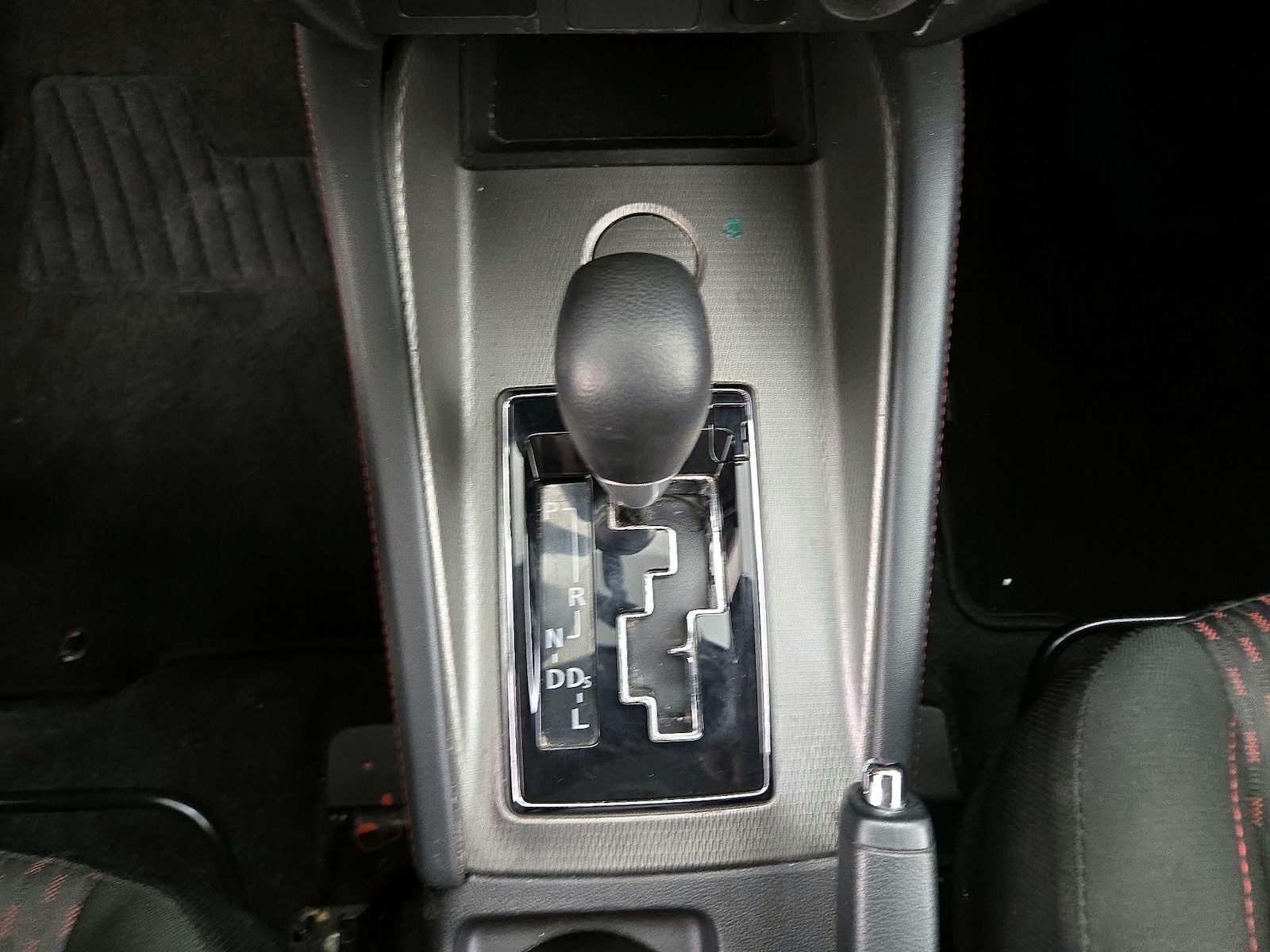 2018 Mitsubishi Outlander Sport ES - Photo 18